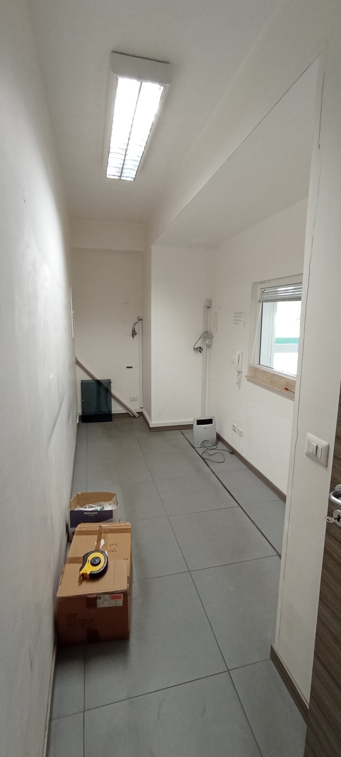 Immagine 12 di Ufficio in affitto  a Ragusa