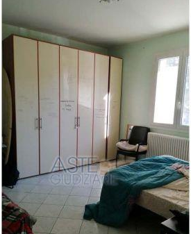 Immagine 3 di Trilocale in vendita  a Ravenna