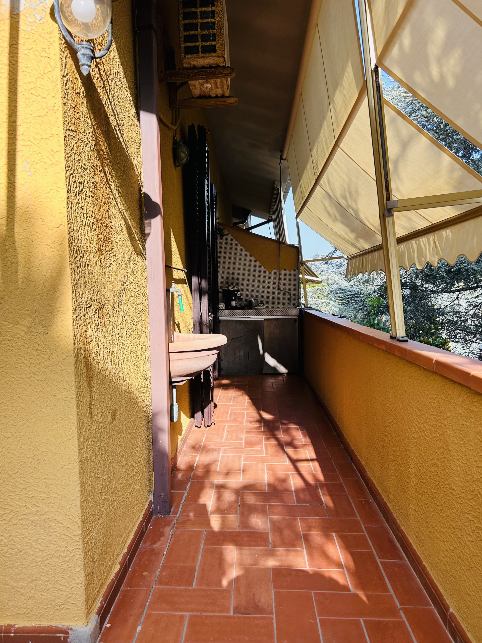 Immagine 20 di Trilocale in vendita  a Rosignano Marittimo