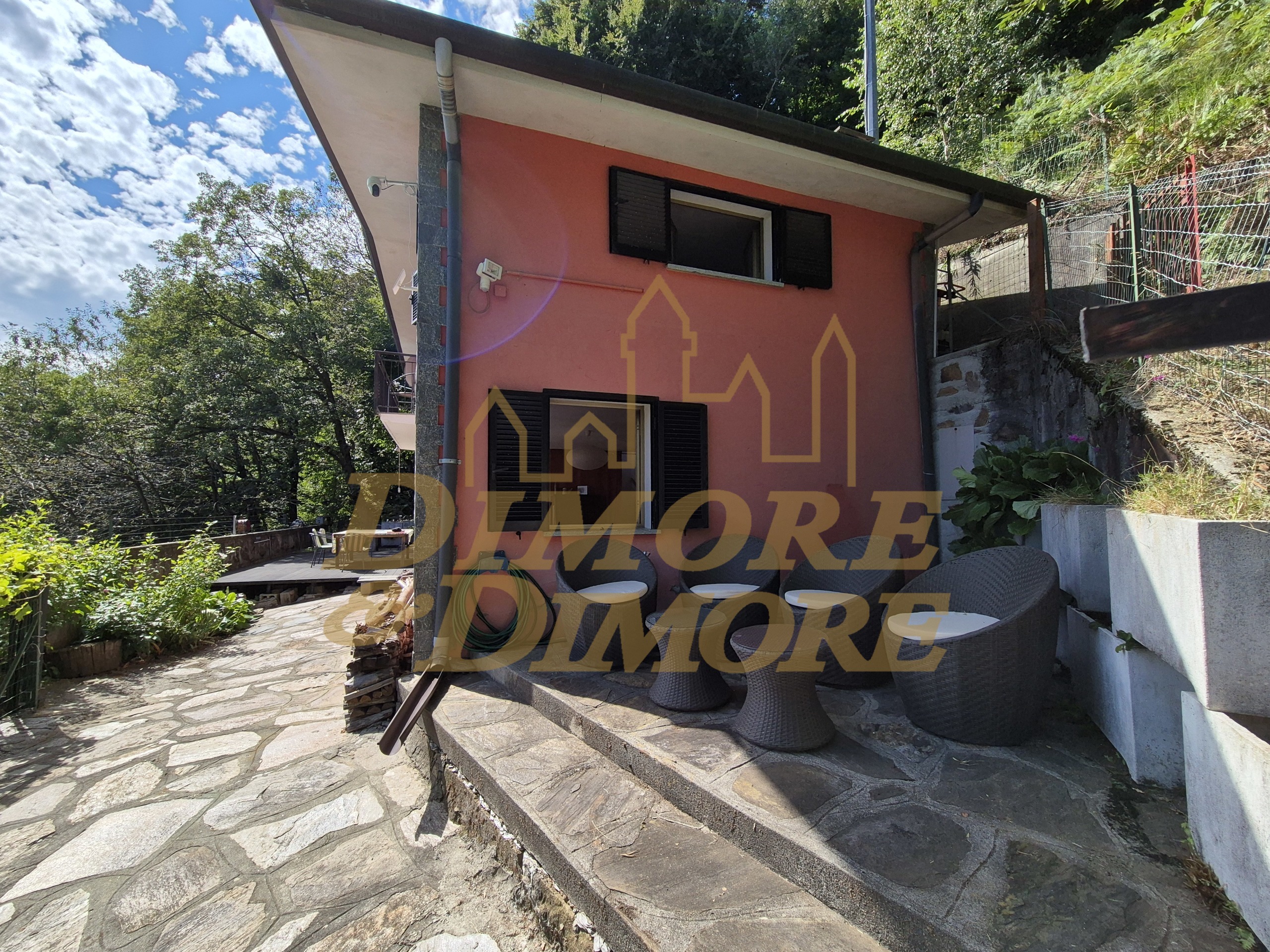 Immagine 11 di Casa indipendente in vendita  in via per Cambiesso a Intragna