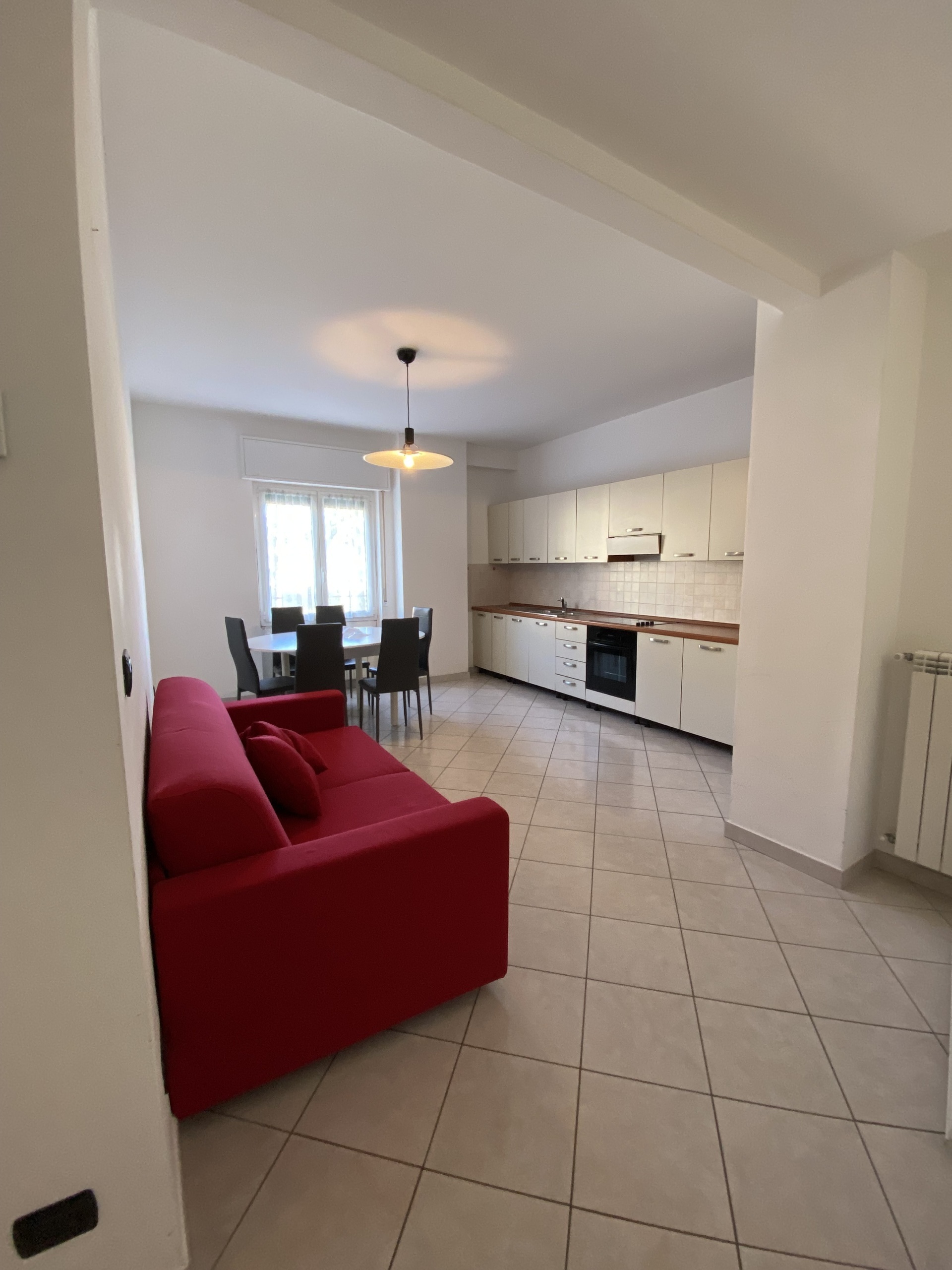 Immagine 7 di Quadrilocale in affitto  in Corso Europa a Finale Ligure