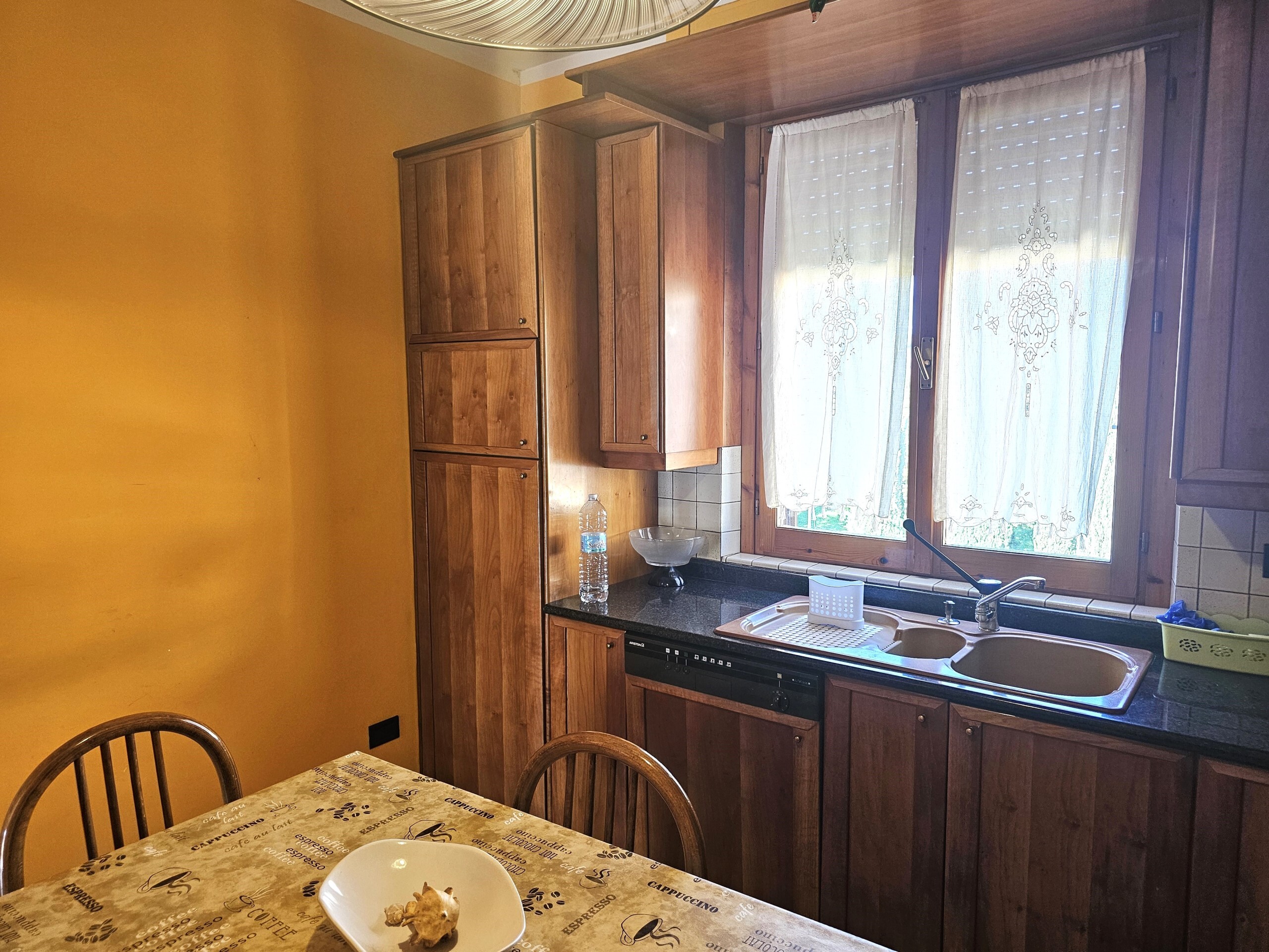 Immagine 11 di Pentalocale in vendita  in Via Ardigò a Perugia