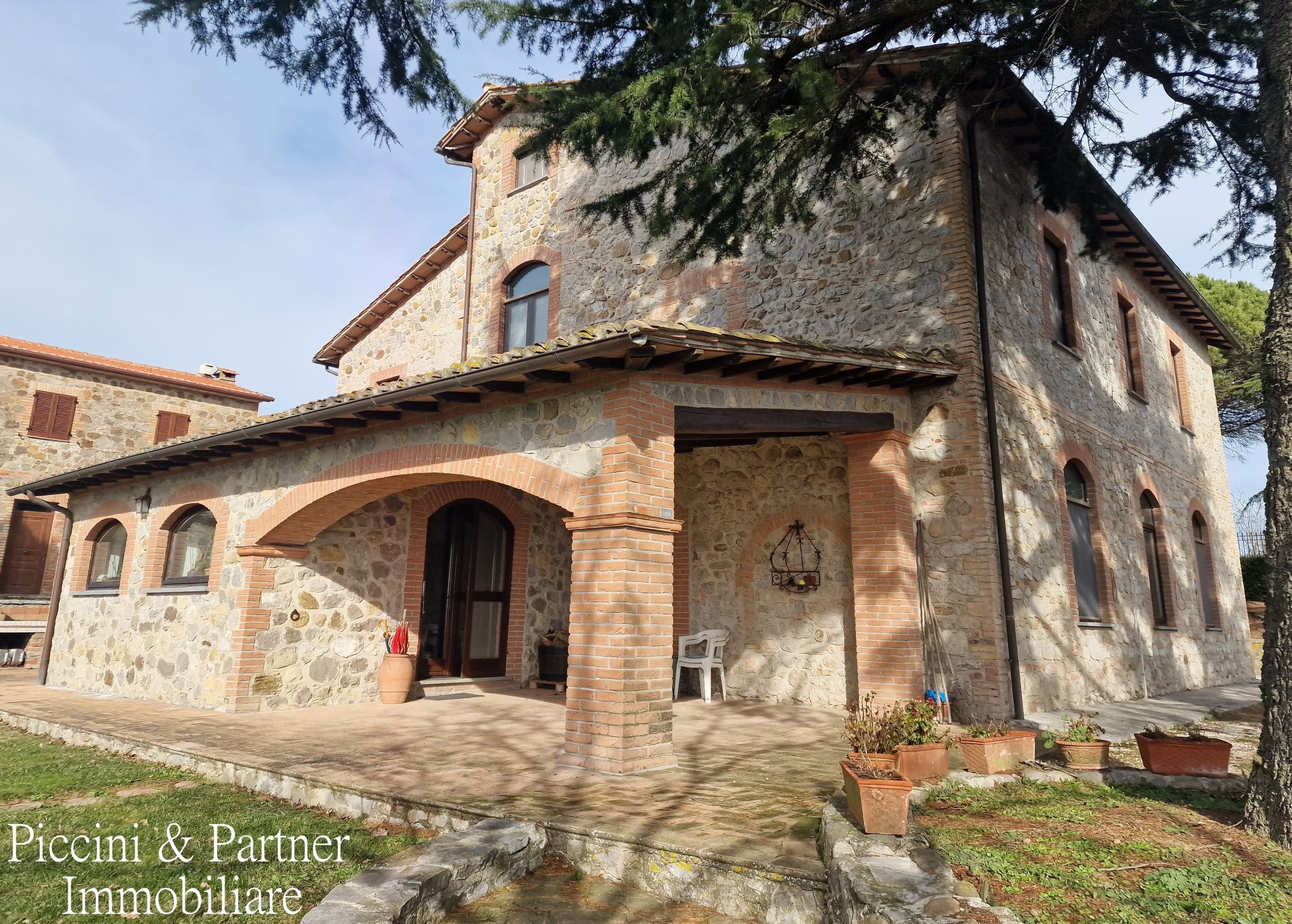 Immagine 1 di Rustico / casale in vendita  in Via del Conventaccio a Ficulle