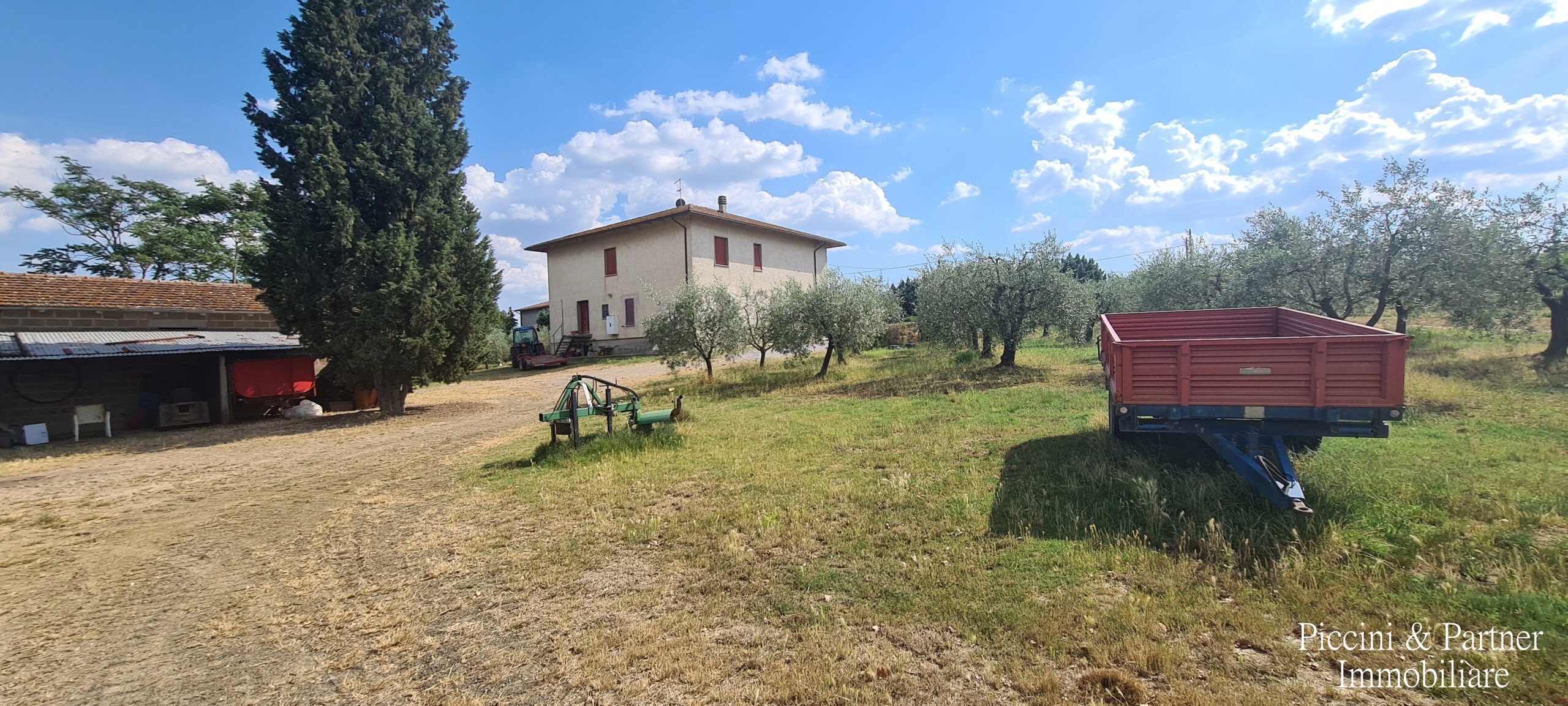 Immagine 2 di Terreno agricolo in vendita  in Via Ascianello a Montepulciano