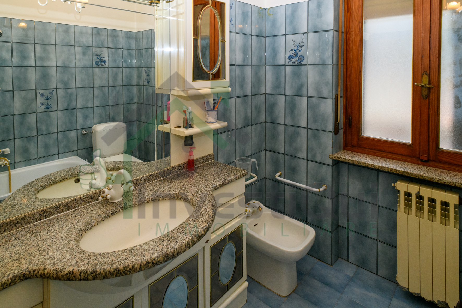 Immagine 24 di Quadrilocale in vendita  a Nole