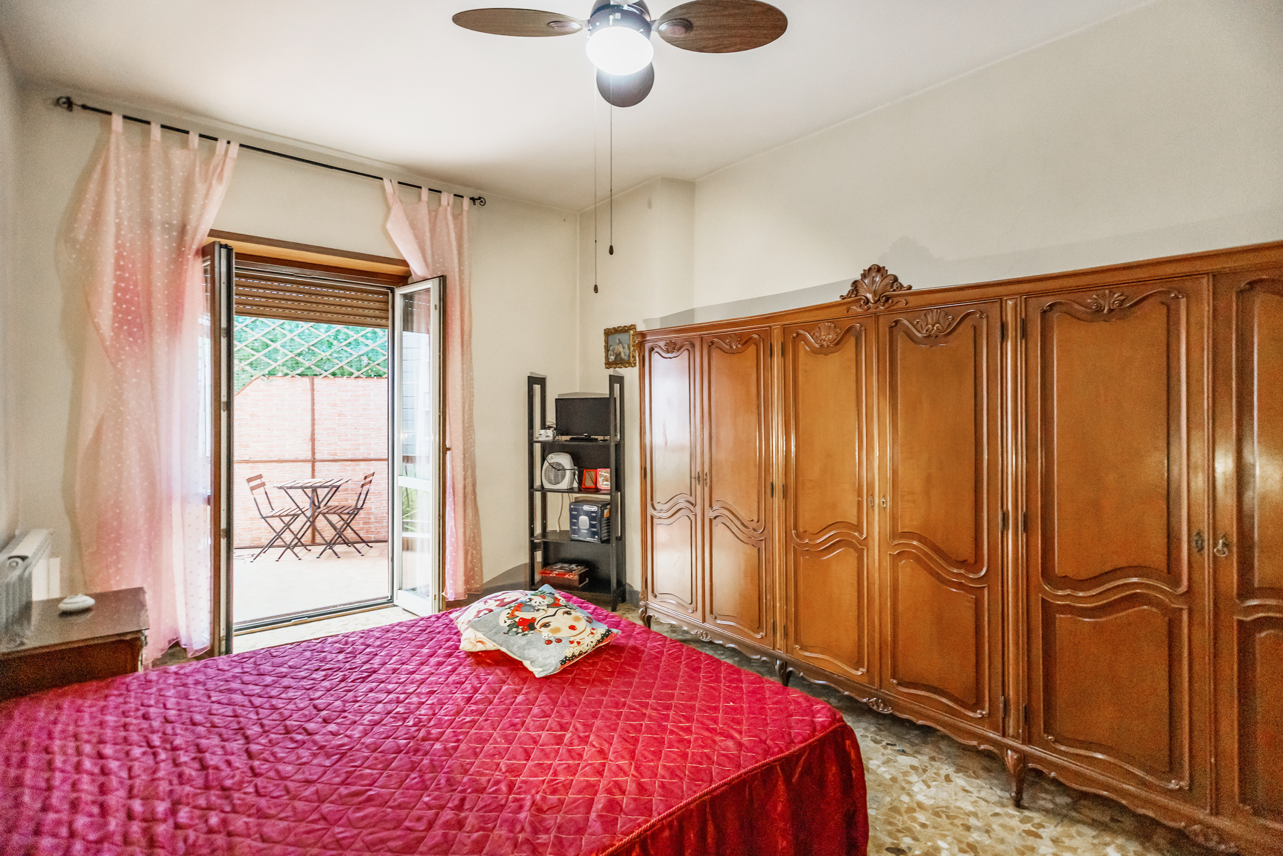 Immagine 16 di Trilocale in vendita  in Viale dei Consoli 27 a Roma