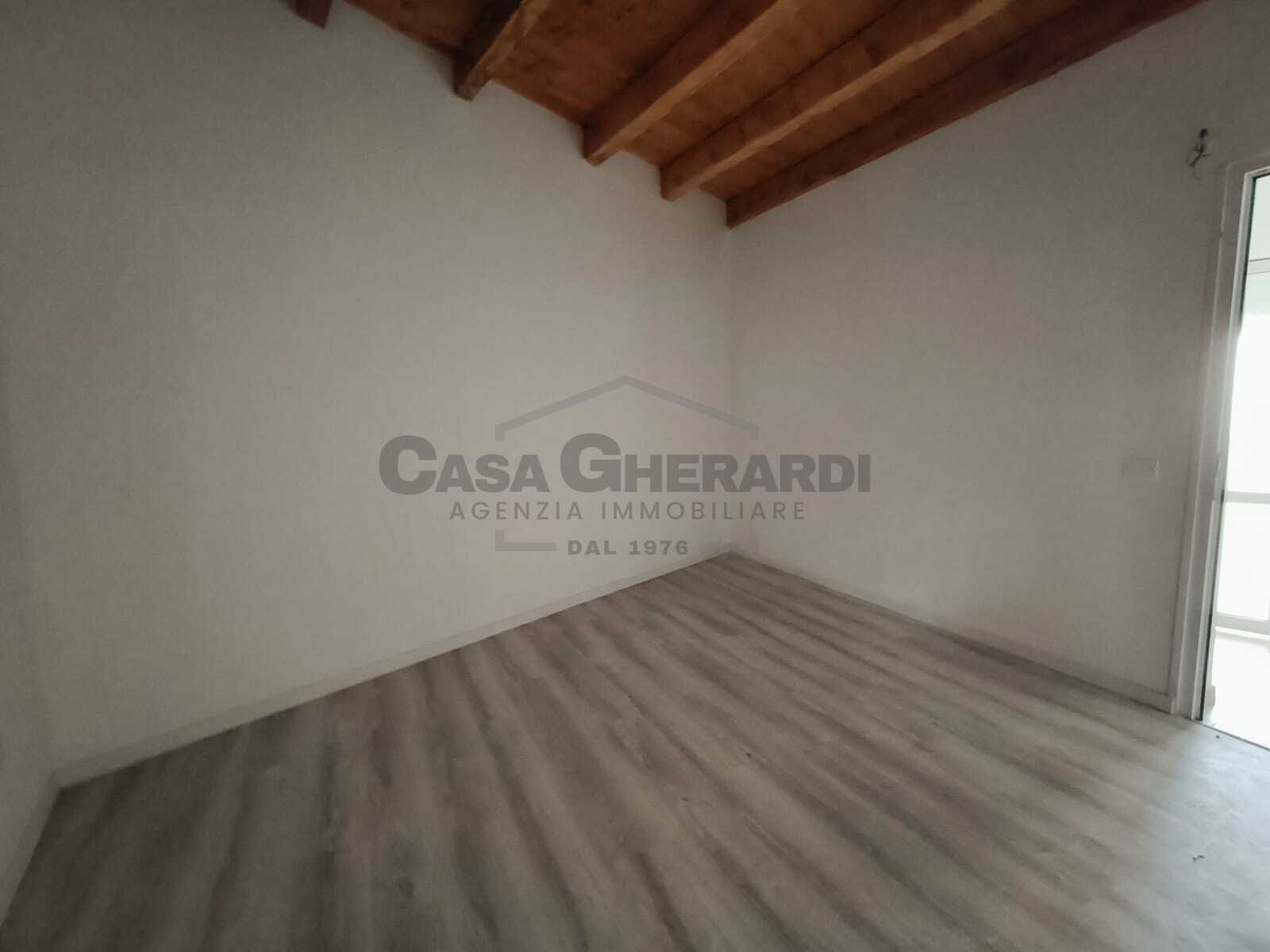 Immagine 7 di Bilocale in vendita  in Via Vittorio Emanuele II a Ponte San Pietro