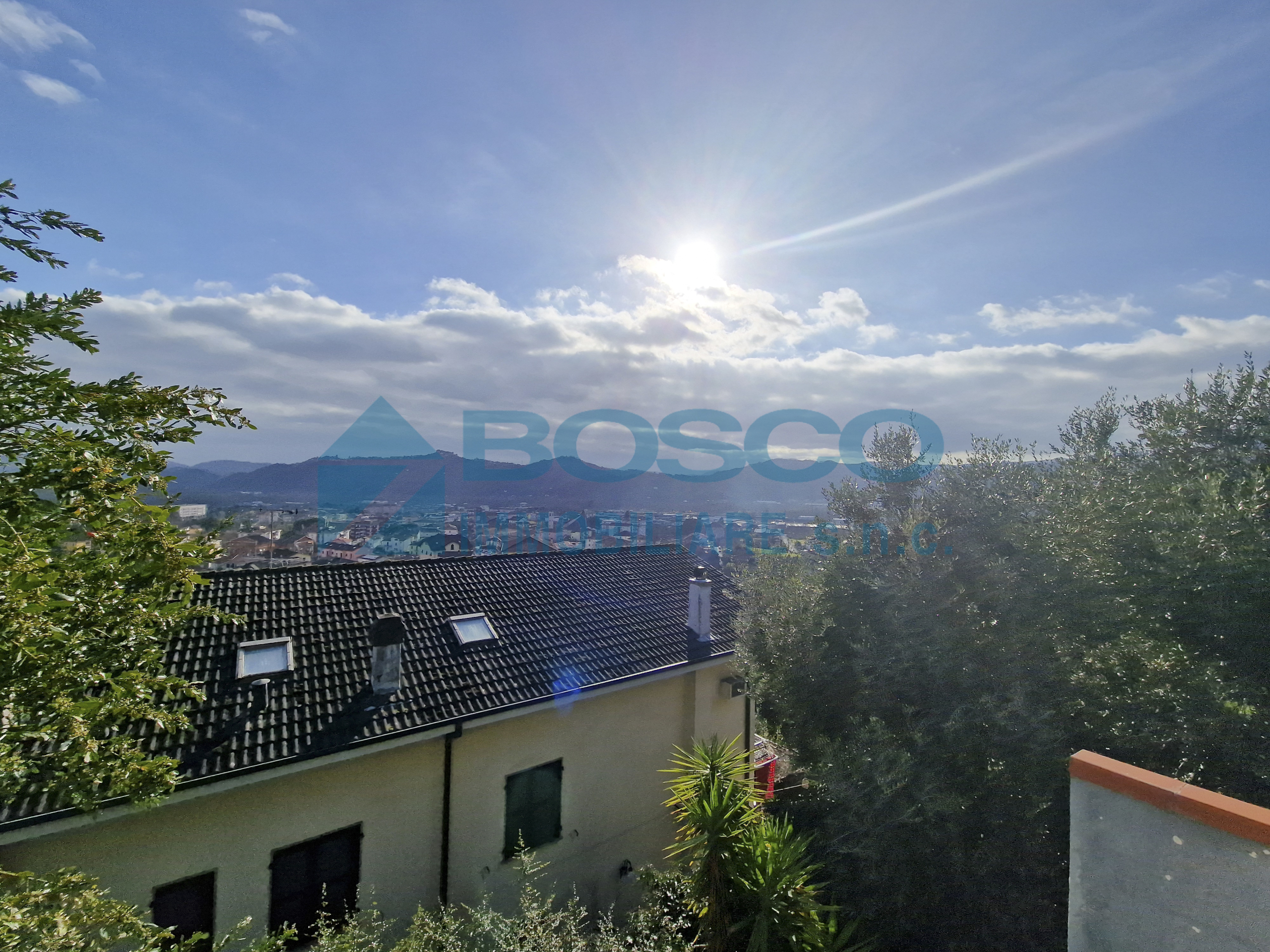 Immagine 40 di Casa indipendente in vendita  in Via Magellano a Bolano