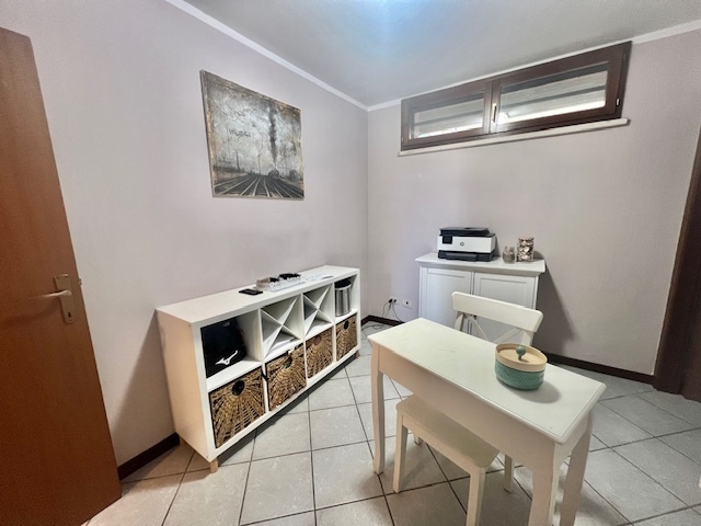 Immagine 36 di Trilocale in vendita  a Cesena