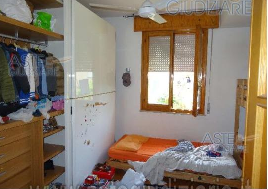 Immagine 4 di Quadrilocale in vendita  a Rimini