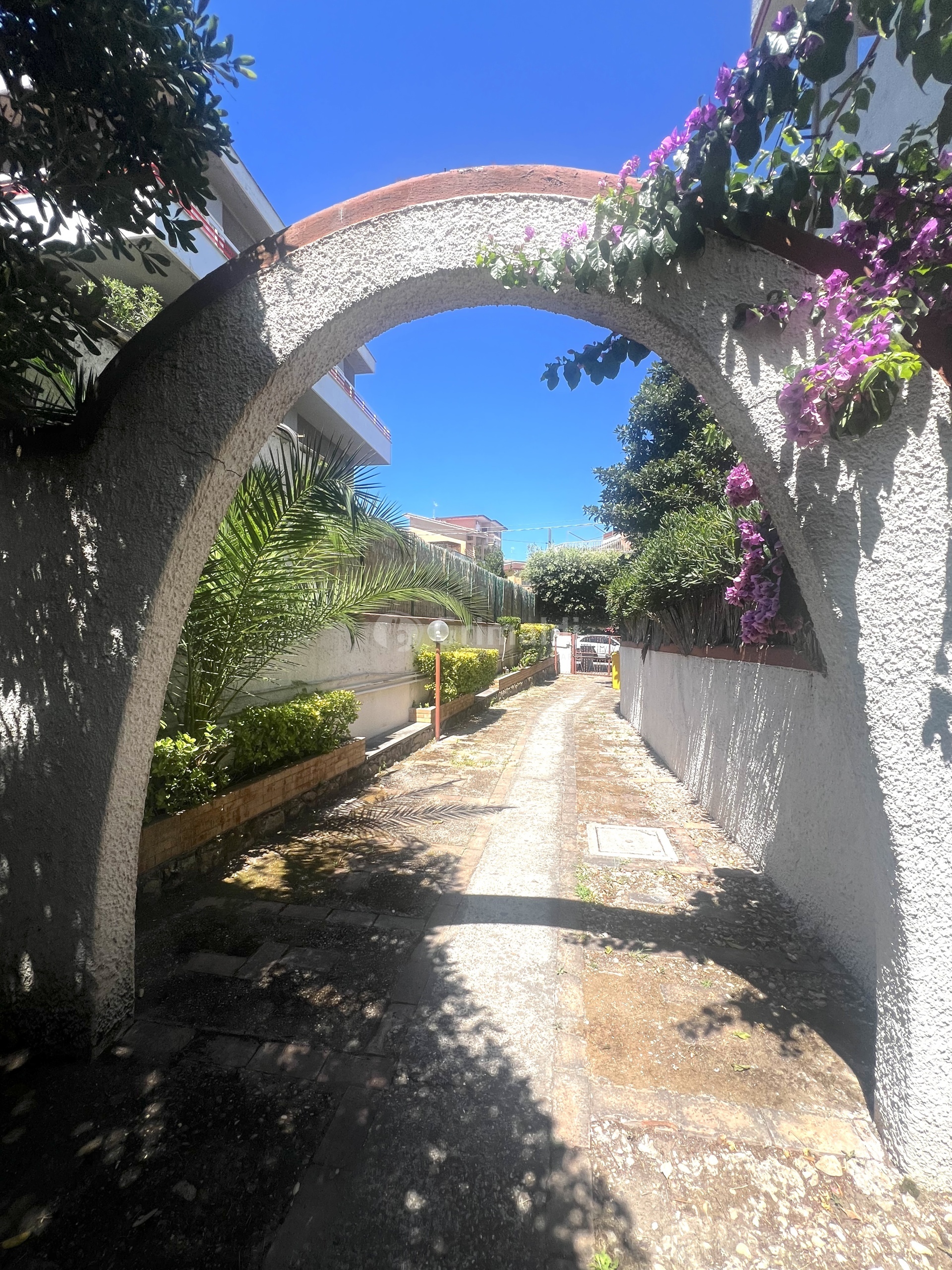 Immagine 10 di Attico in vendita  in Viale Ametista 42 a Anzio