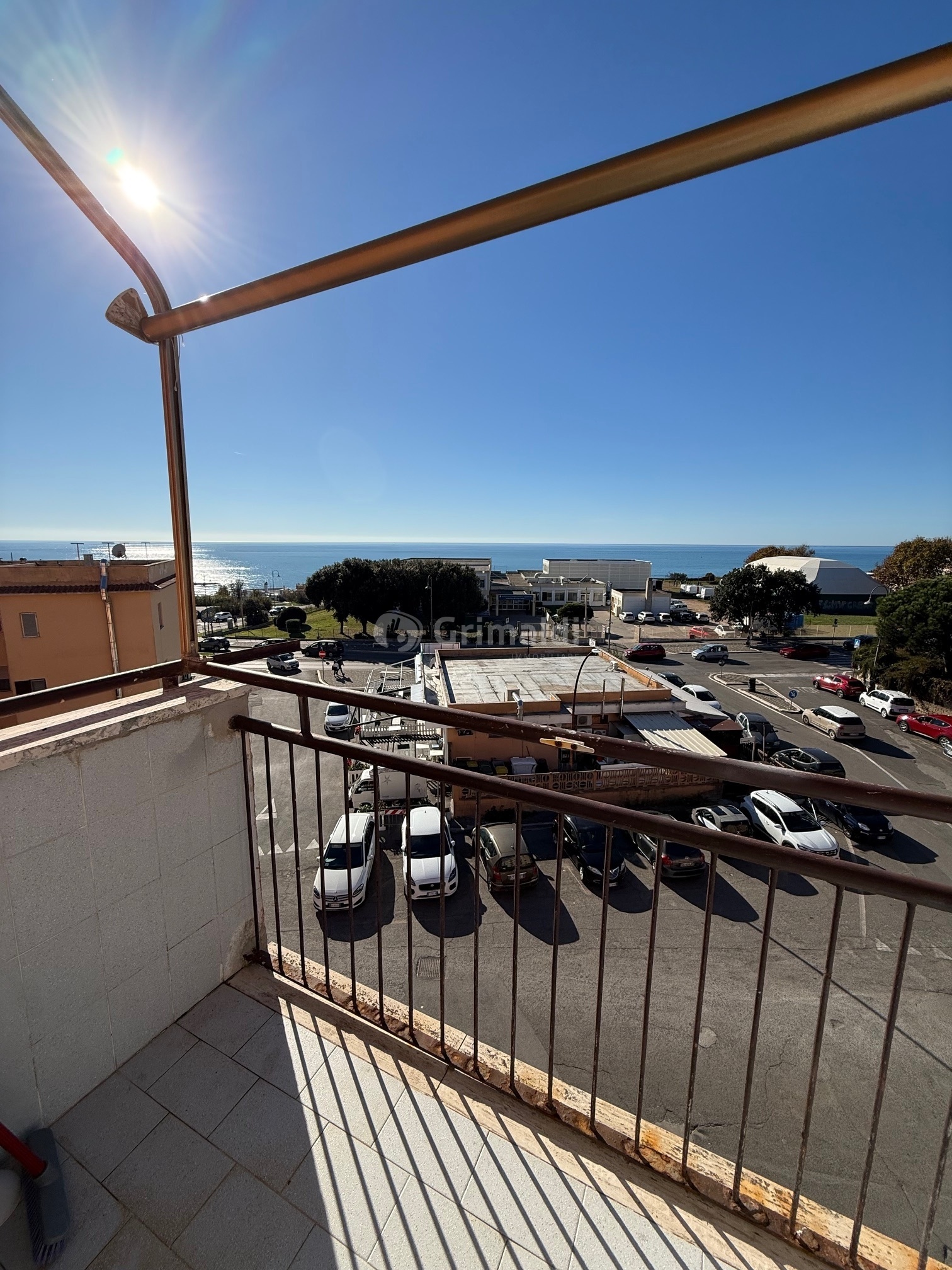 Immagine 1 di Trilocale in vendita  in Via Cristoforo Colombo 86 a Anzio