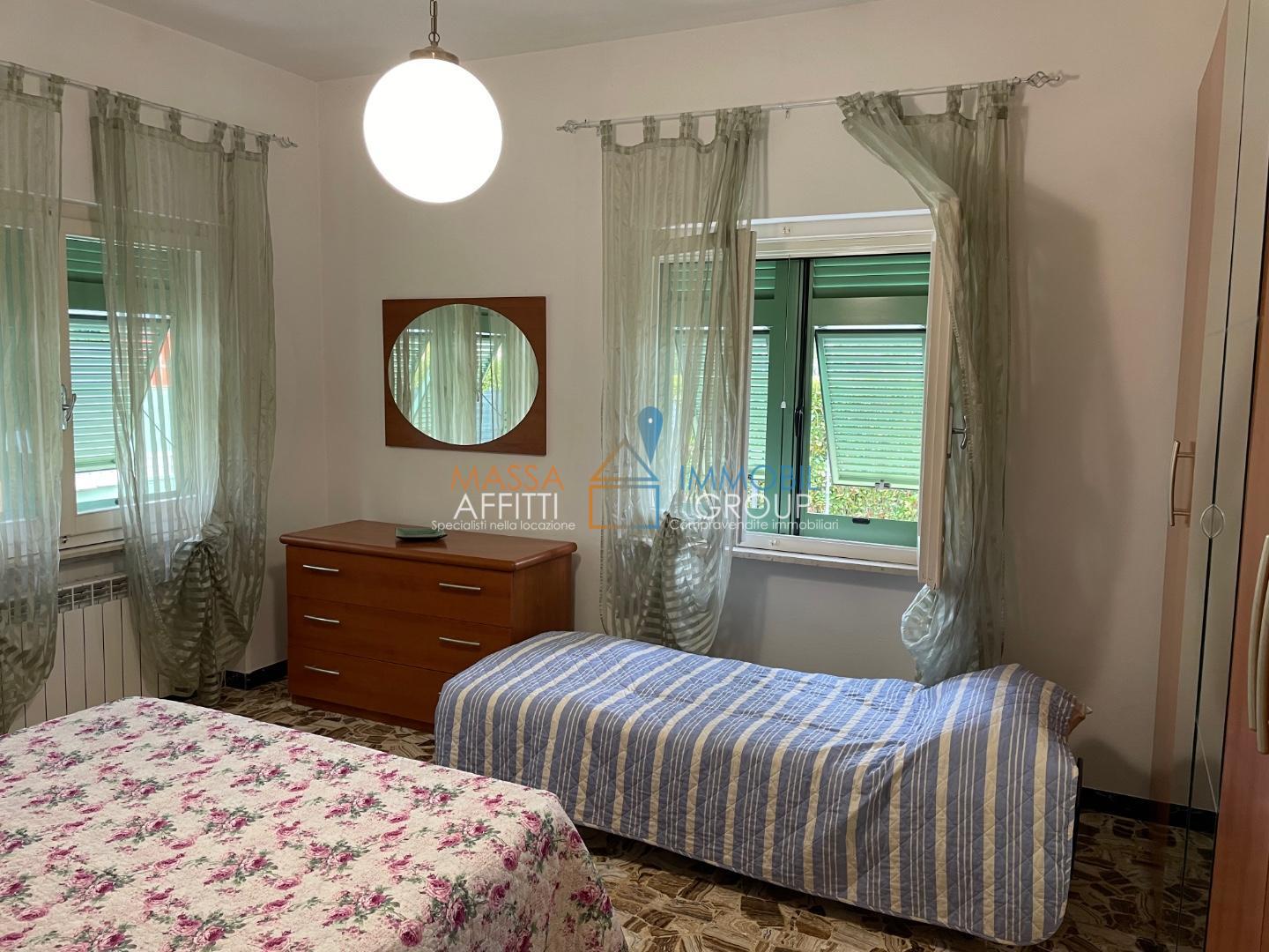 Immagine 21 di Porzione di casa in vendita  in Via Flli Cervi 106 a Forte Dei Marmi