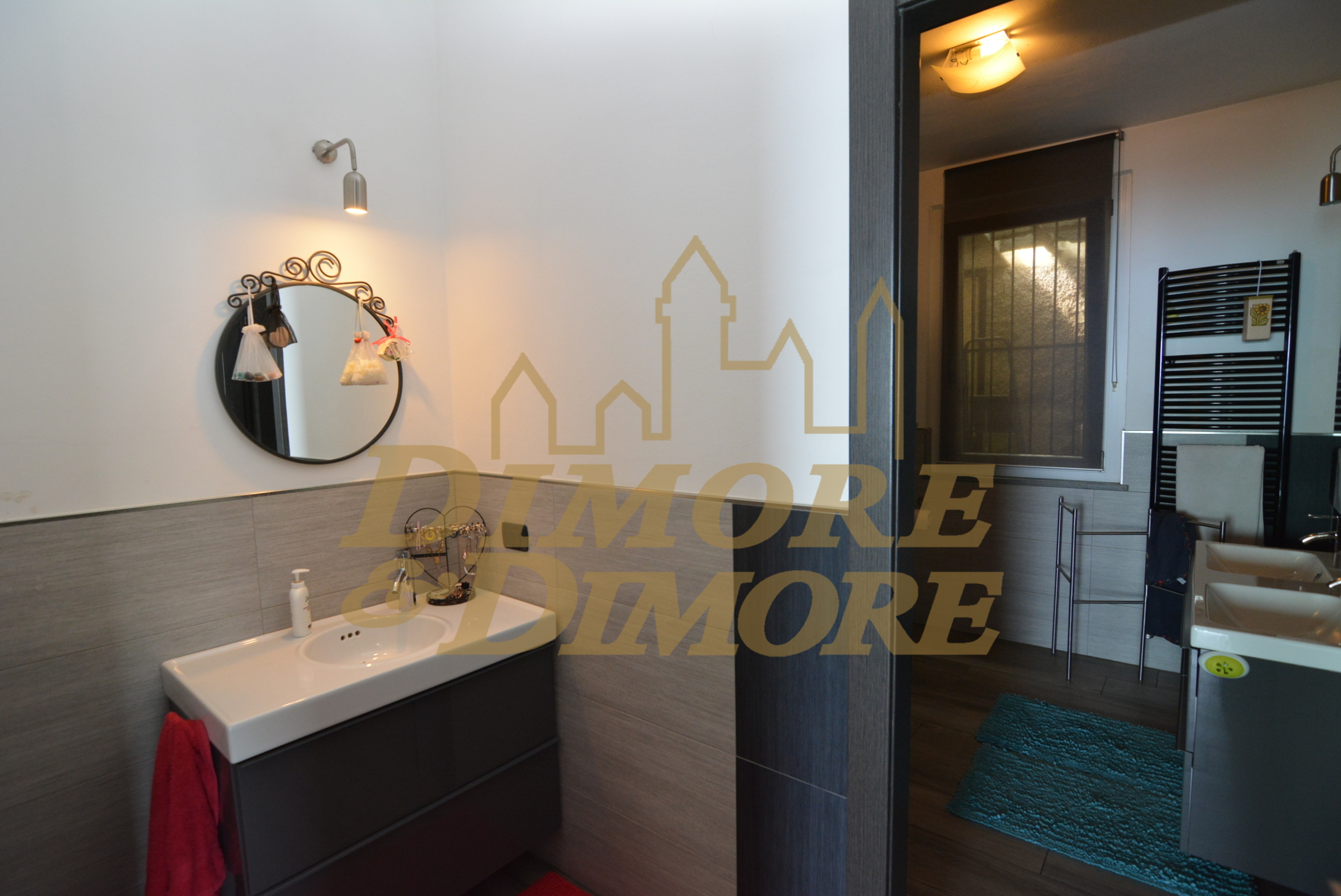 Immagine 17 di Villa in vendita  a Stresa