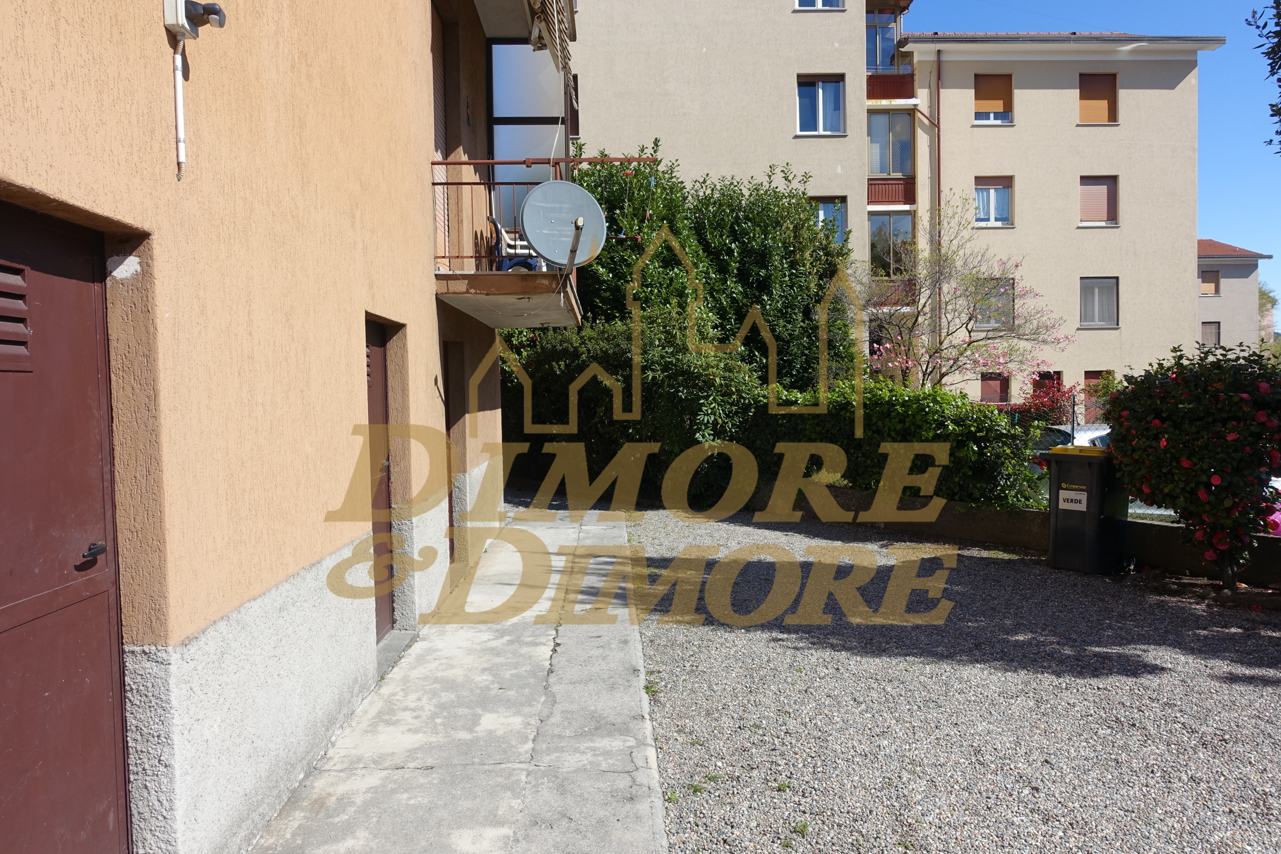 Immagine 5 di Quadrilocale in vendita  in VIA  ACHILLE ALBASINI 9 a Verbania