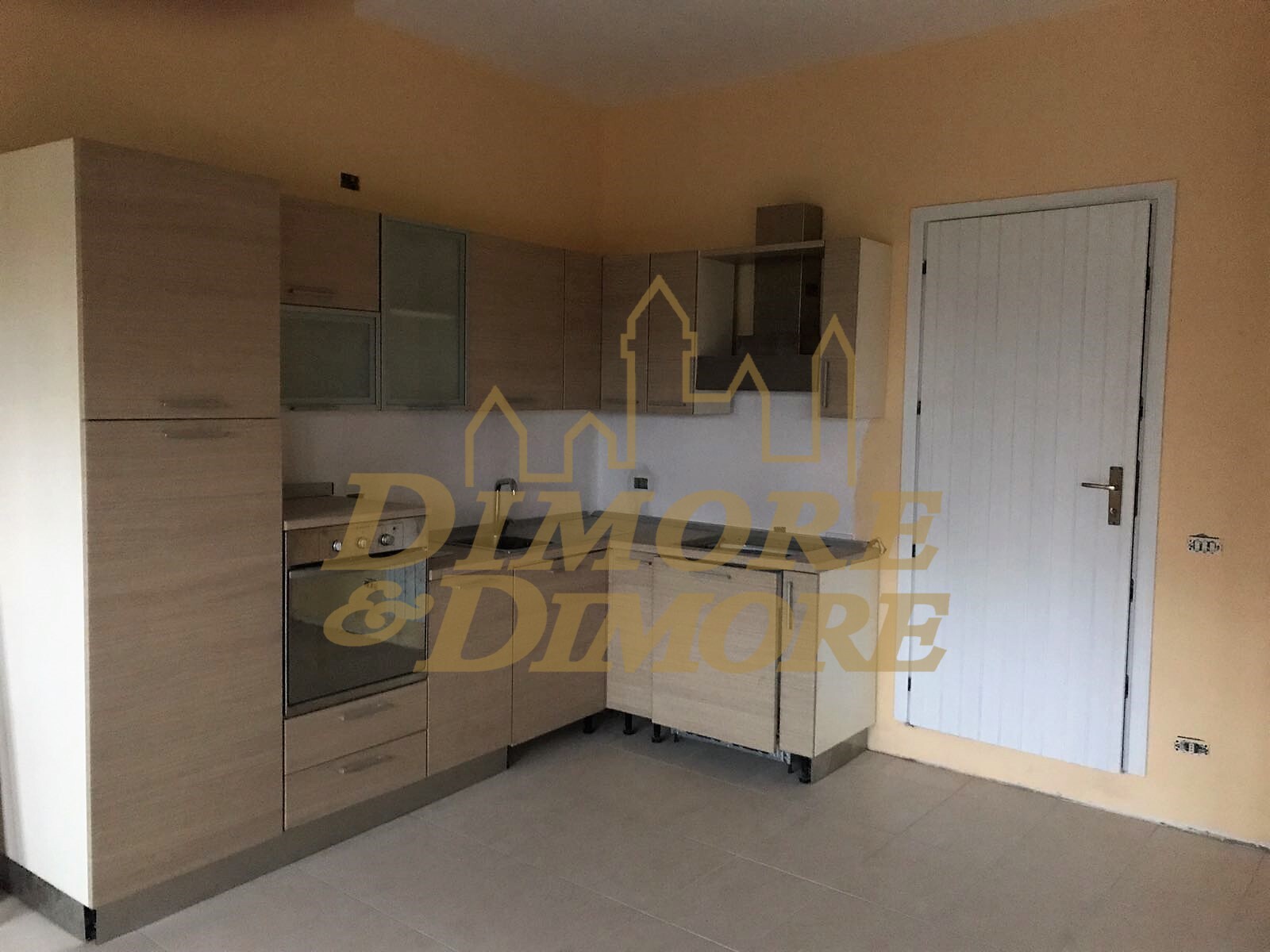 Immagine 14 di Villa in vendita  a Luino