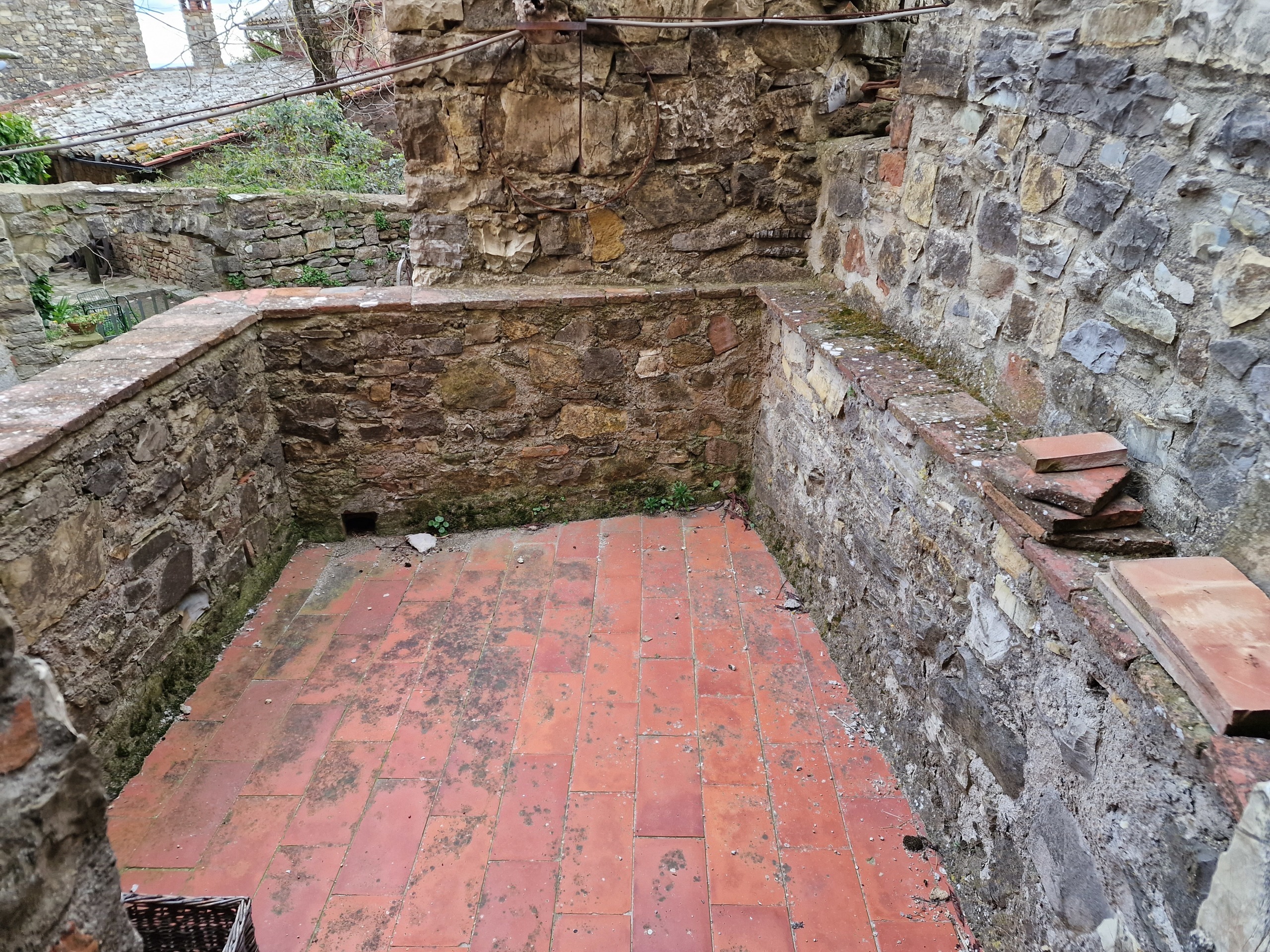 Immagine 11 di Porzione di casa in vendita  in Castello di Greppolischieto a Piegaro