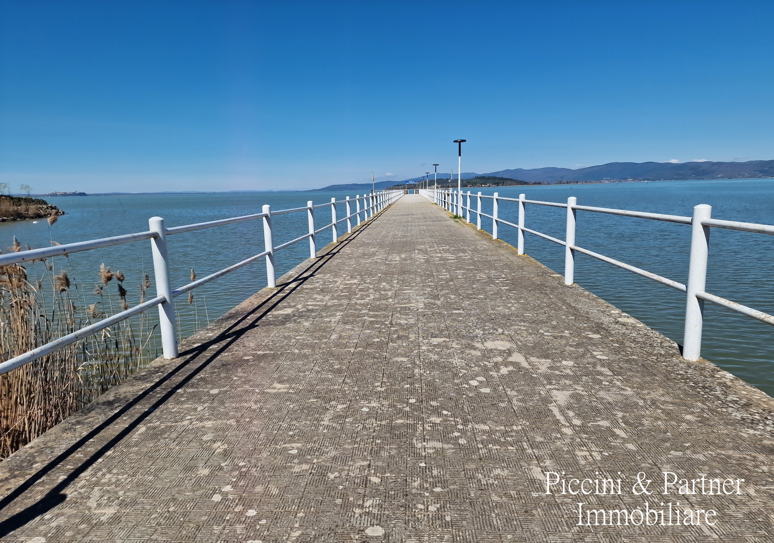 Immagine 2 di Appartamento in vendita  in Via della Sapienza a Magione