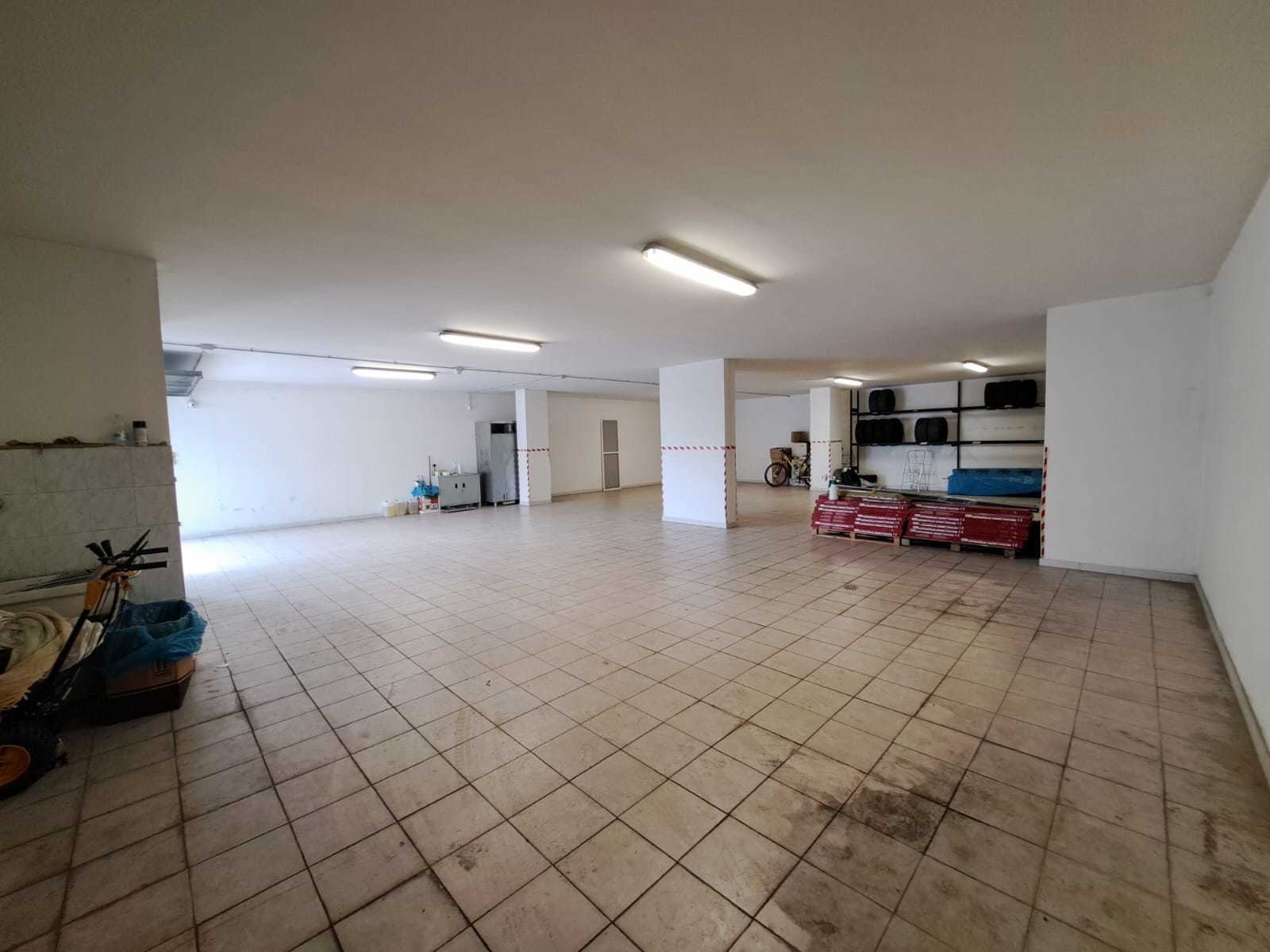 Immagine 7 di Locale commerciale in vendita  a Lanciano