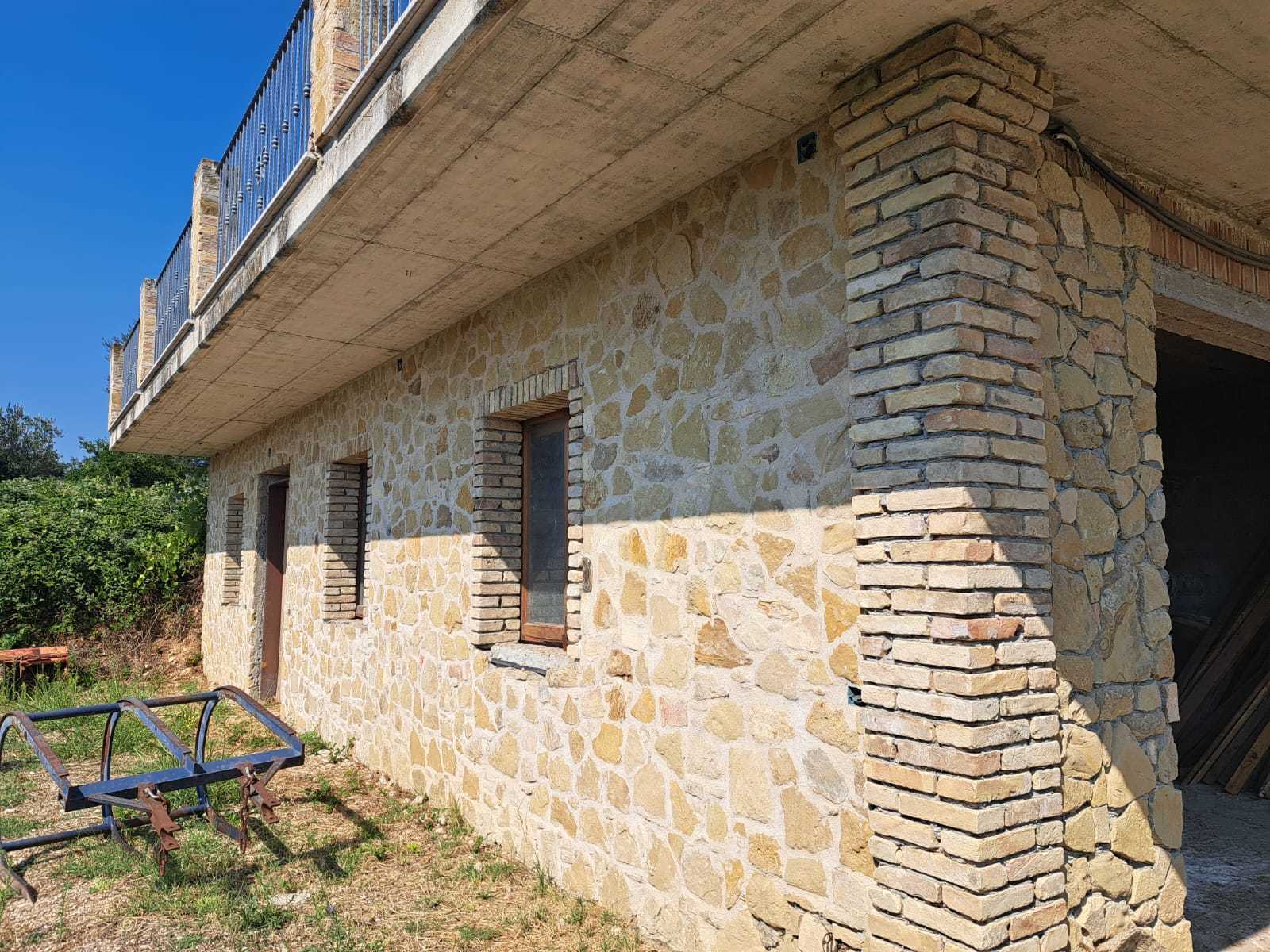 Immagine 16 di Rustico / casale in vendita  in Contrada Acquarelli 2 a Rocca San Giovanni