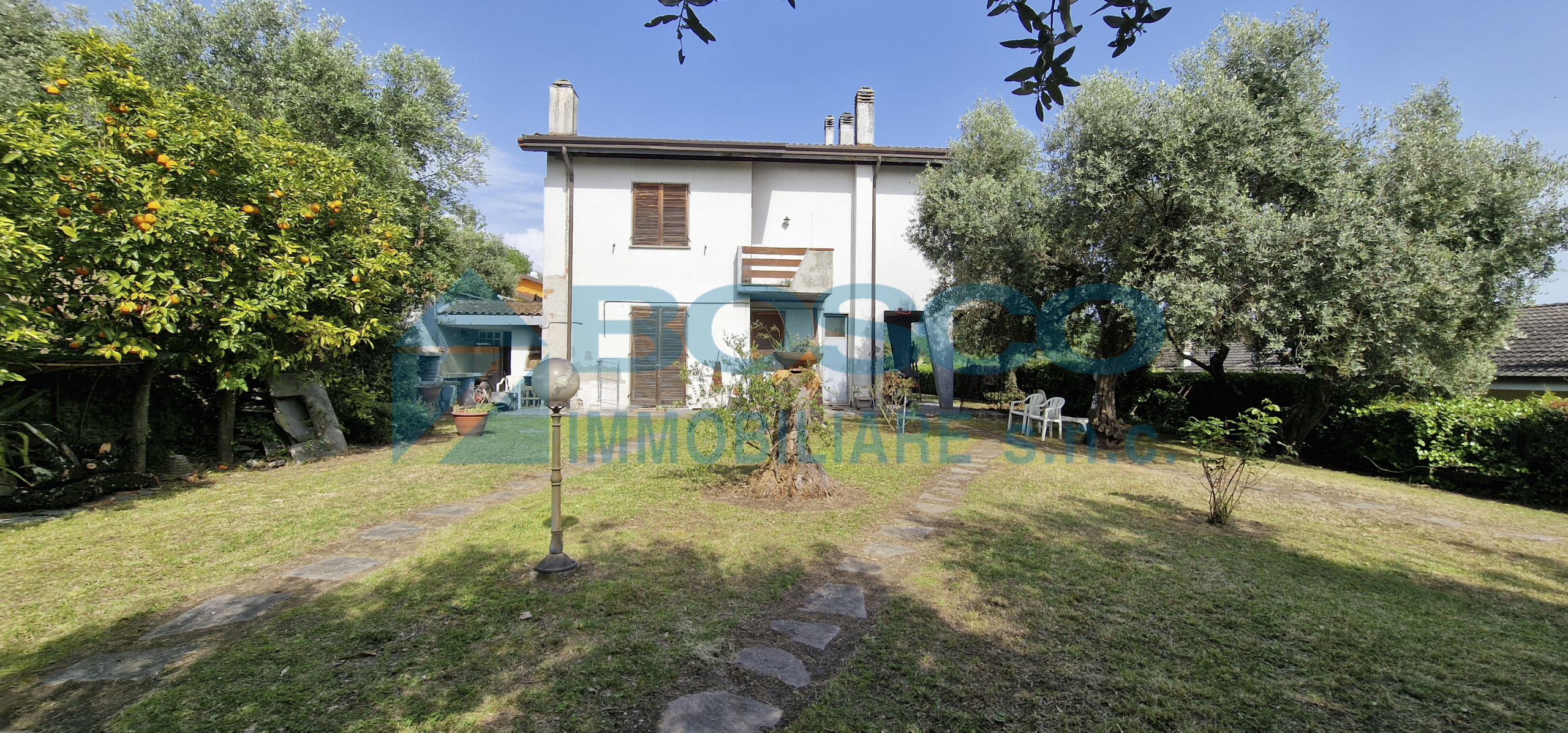 Immagine 39 di Casa indipendente in vendita  in Via Magellano a Bolano