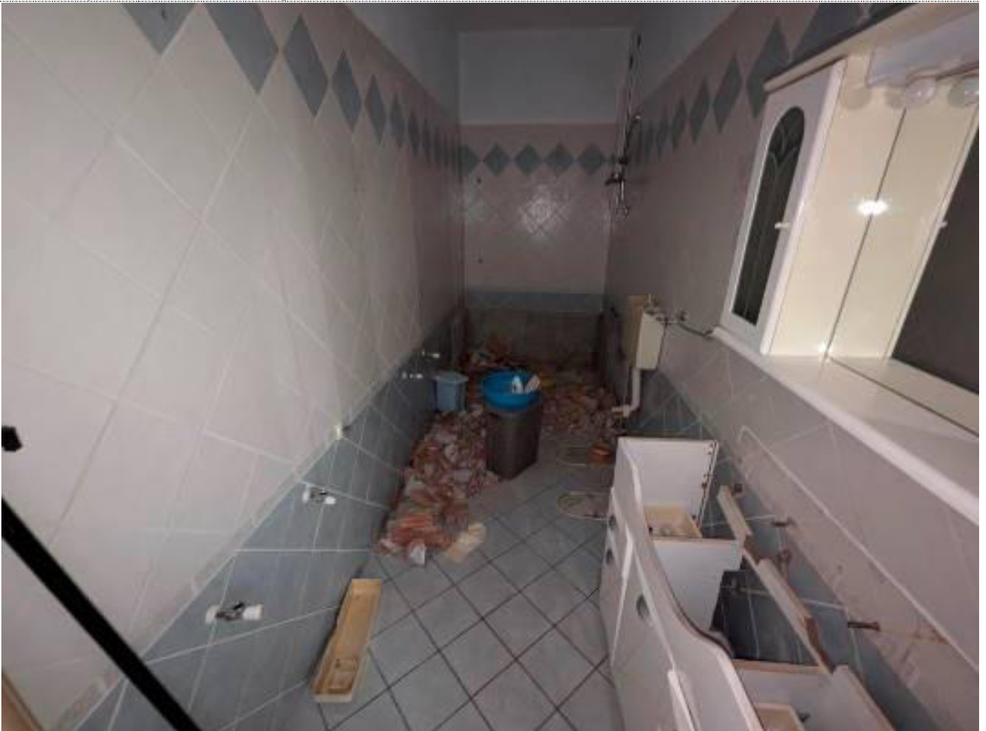 Immagine 4 di Trilocale in vendita  a Forli'