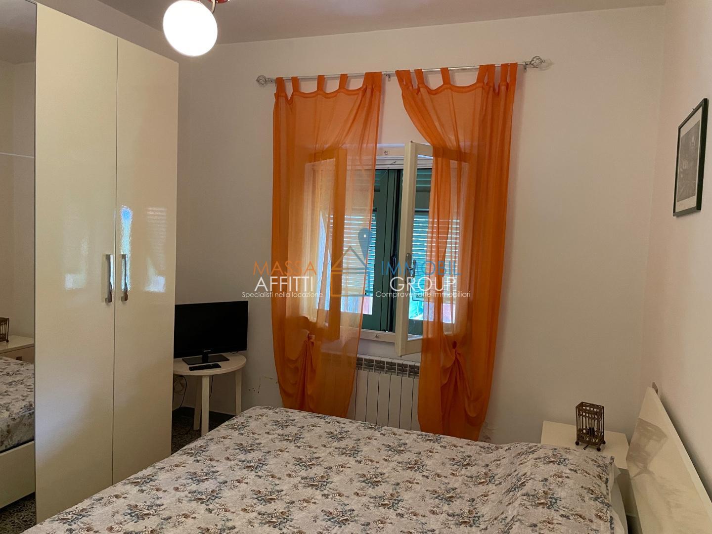 Immagine 23 di Porzione di casa in vendita  in Via Flli Cervi 106 a Forte Dei Marmi