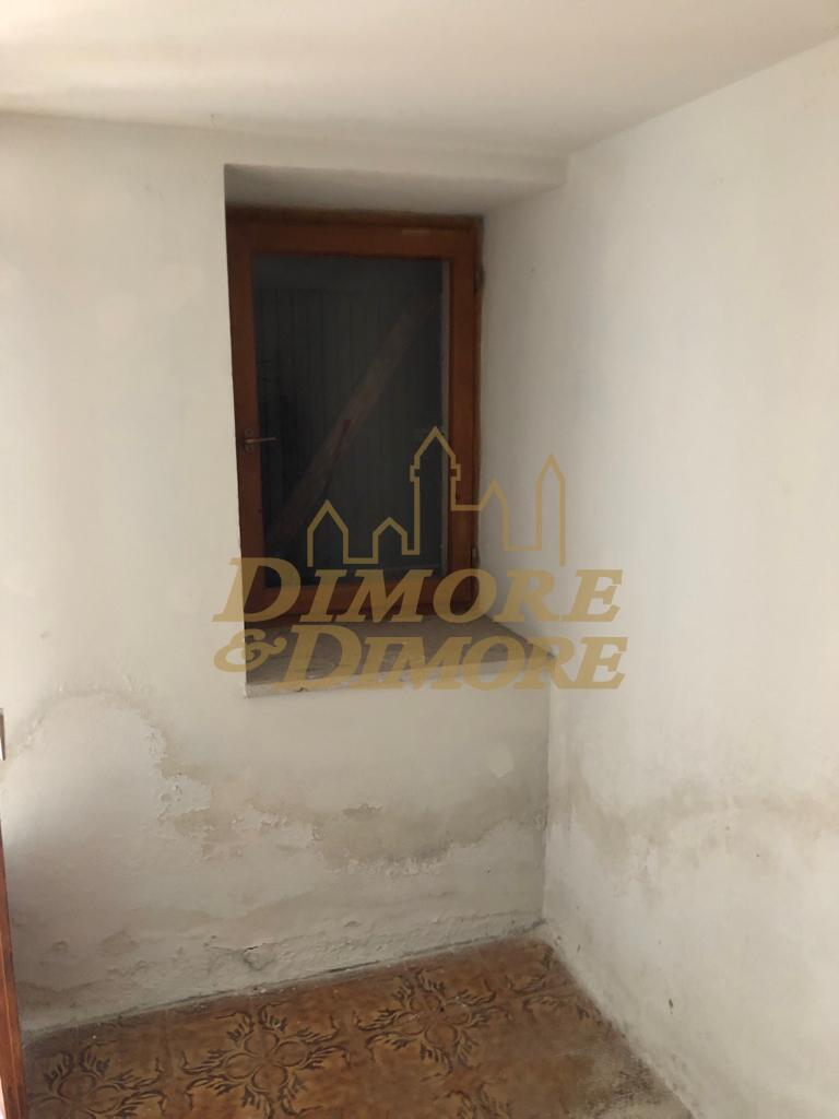 Immagine 28 di Bilocale in vendita  in Via Monte Nero 9 a Dumenza