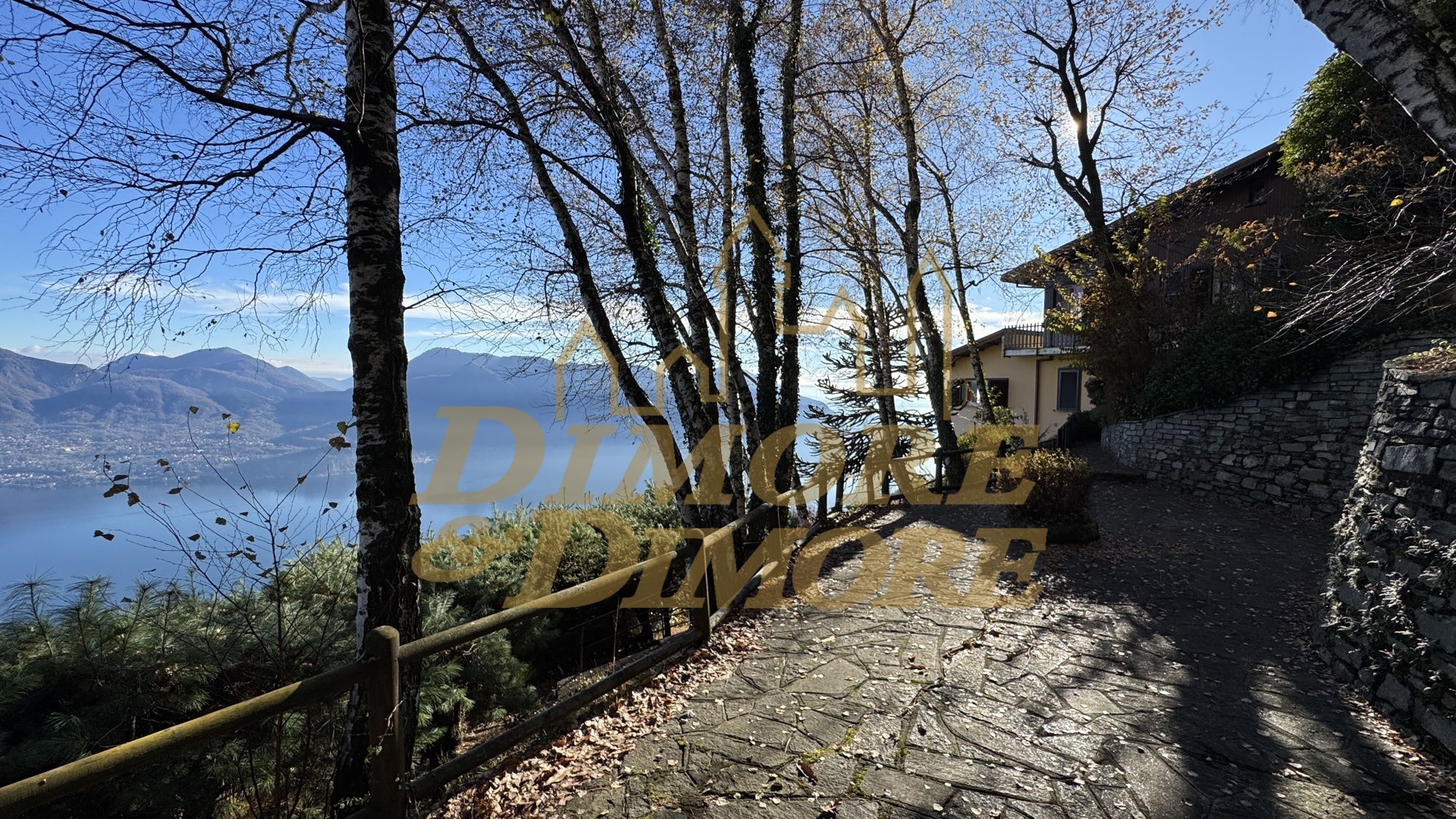 Immagine 33 di Villa in vendita  in Via Lago Azzurro 34 a Premeno