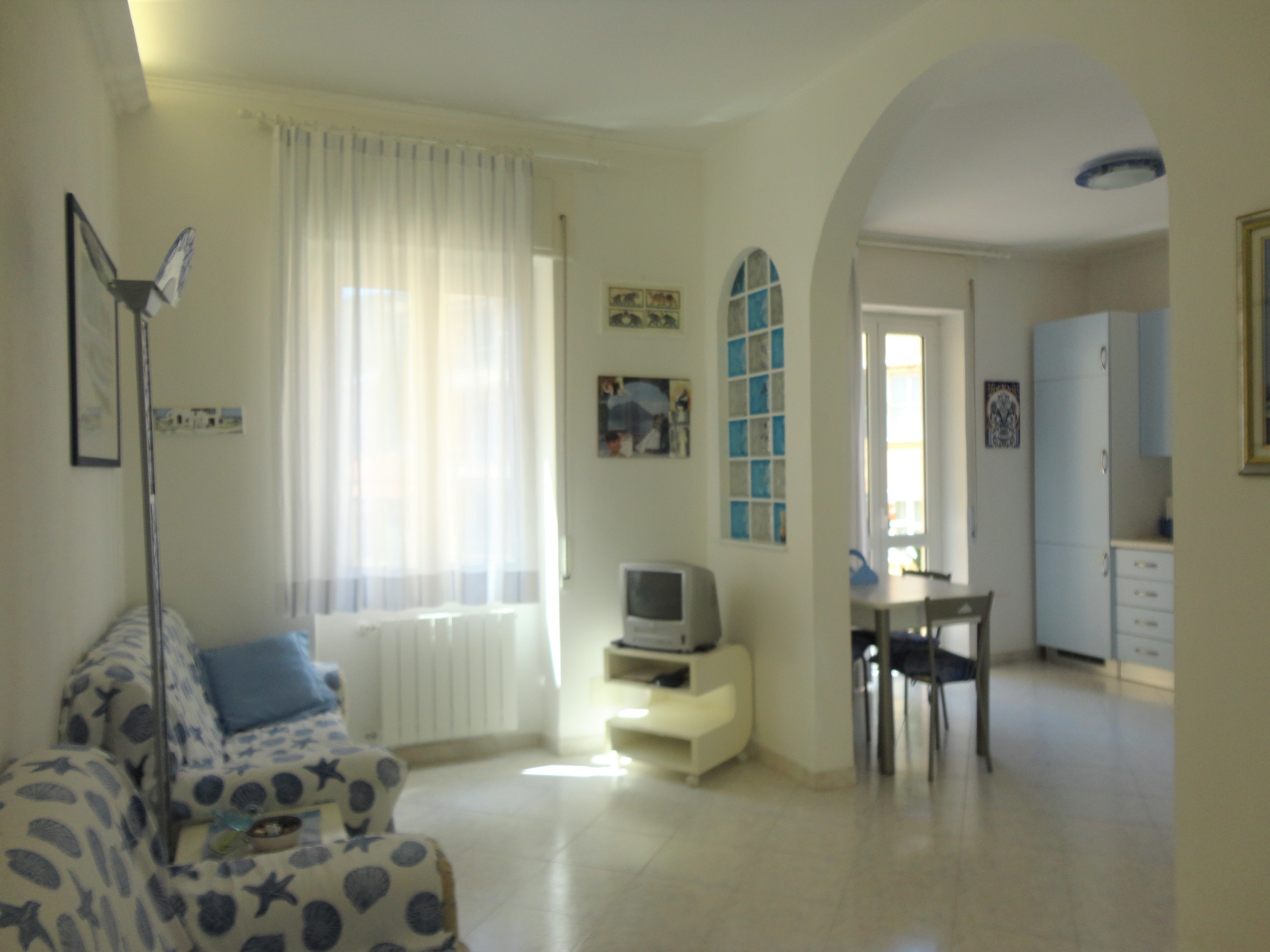 Immagine 3 di Trilocale in vendita  a Alassio