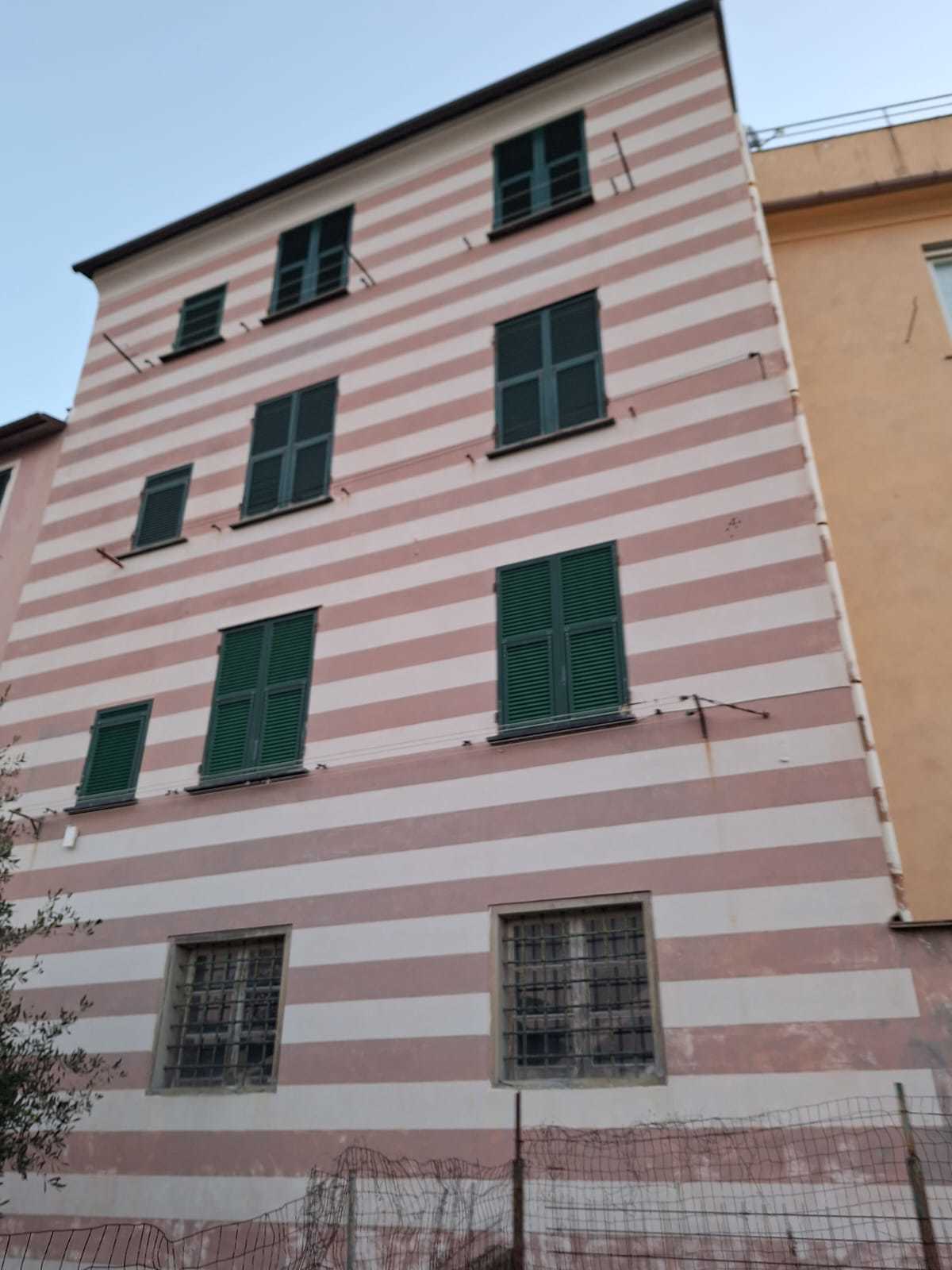 Immagine 10 di Trilocale in vendita  a Zoagli