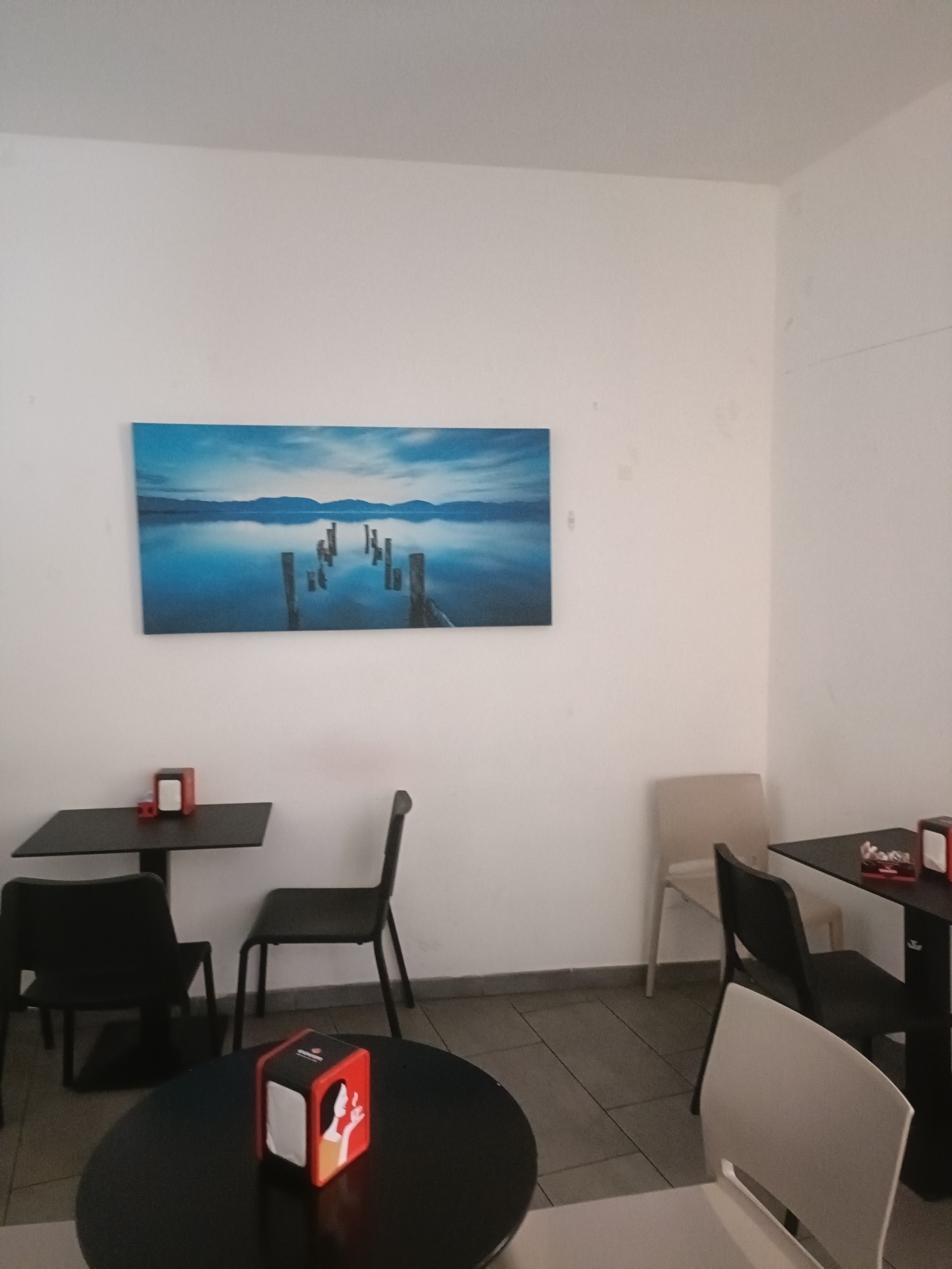 Immagine 5 di Bar / Ristorante in vendita  in Via Cornigliano 76 a Genova