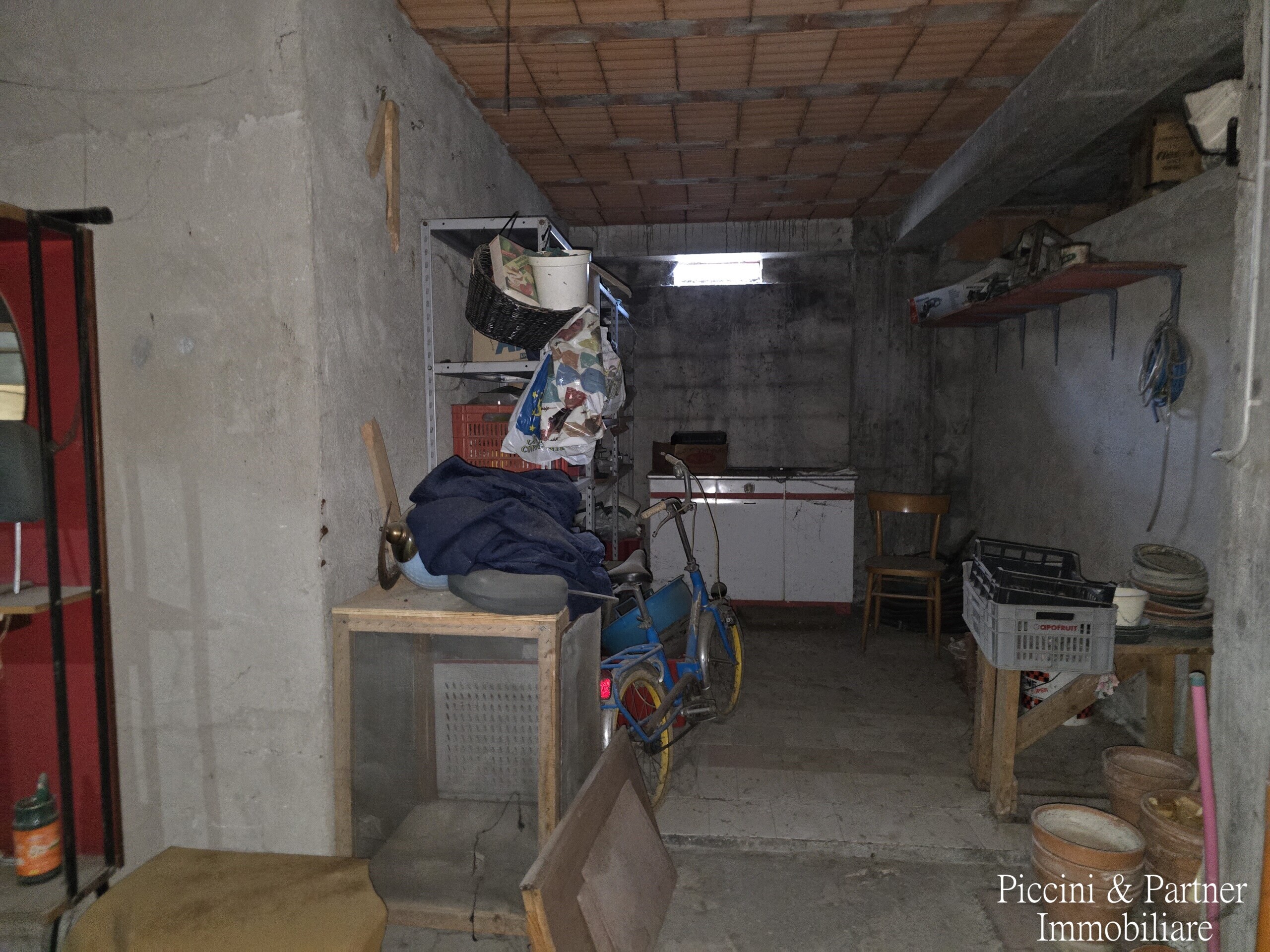 Immagine 45 di Quadrilocale in vendita  in Via Anton Maria Garbi 2 a Tuoro Sul Trasimeno