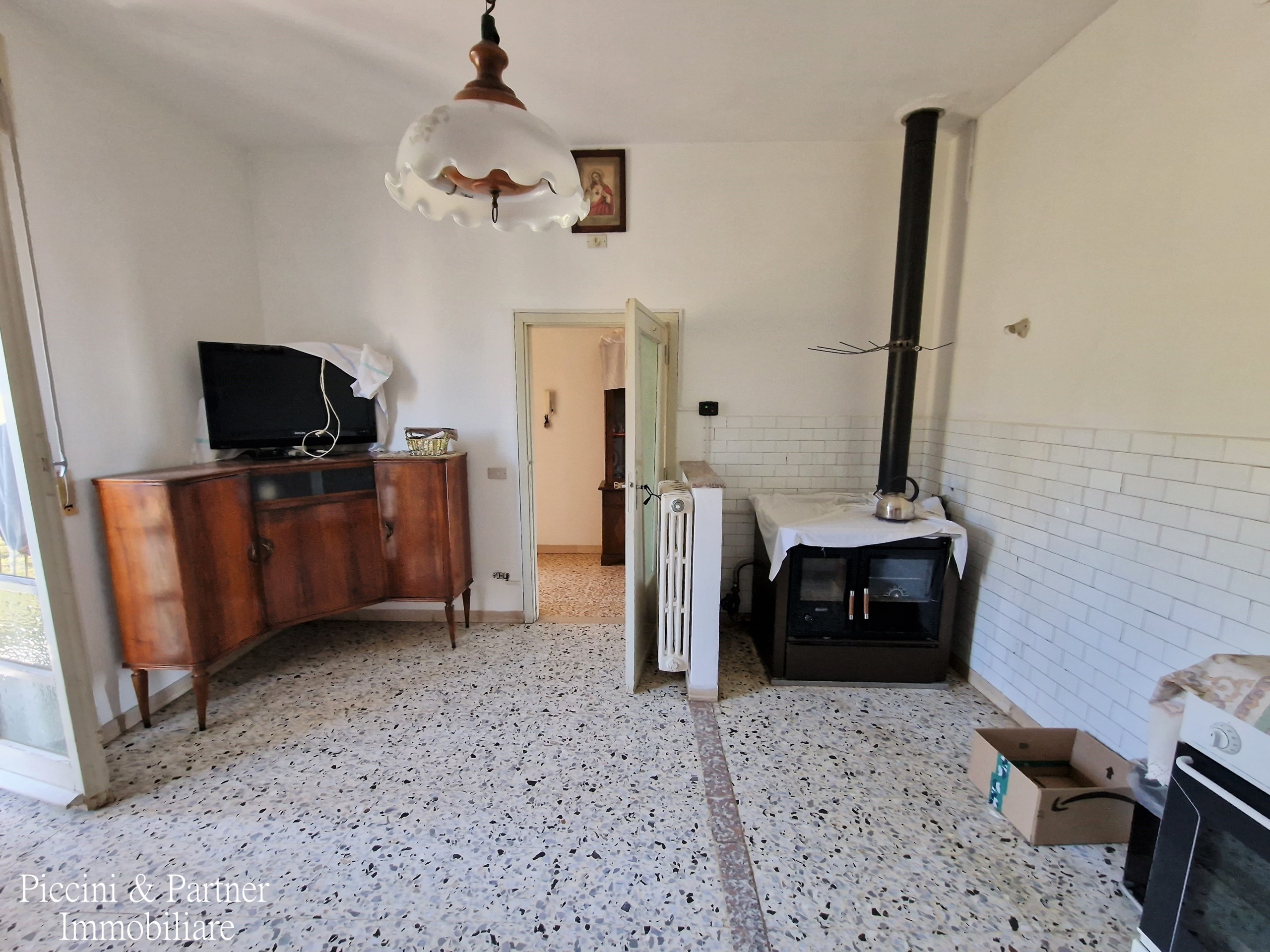 Immagine 10 di Casa indipendente in vendita  in Via Costa a Magione