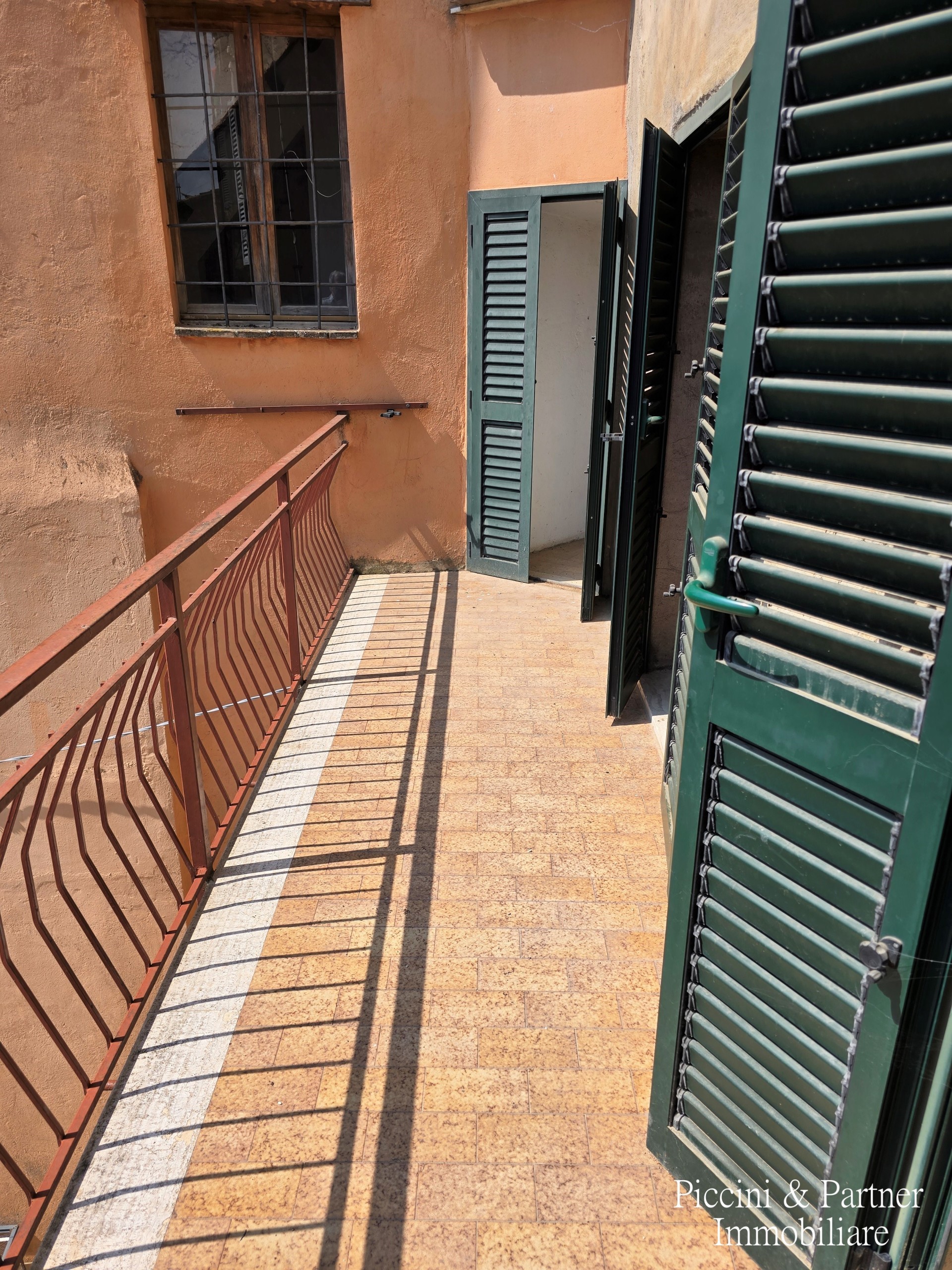 Immagine 41 di Pentalocale in vendita  in Via San Giovanni del Fosso 14 a Perugia