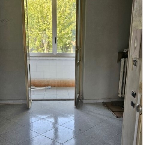 Immagine 7 di Pentalocale in vendita  in Via dei Frassini 3 a Torino