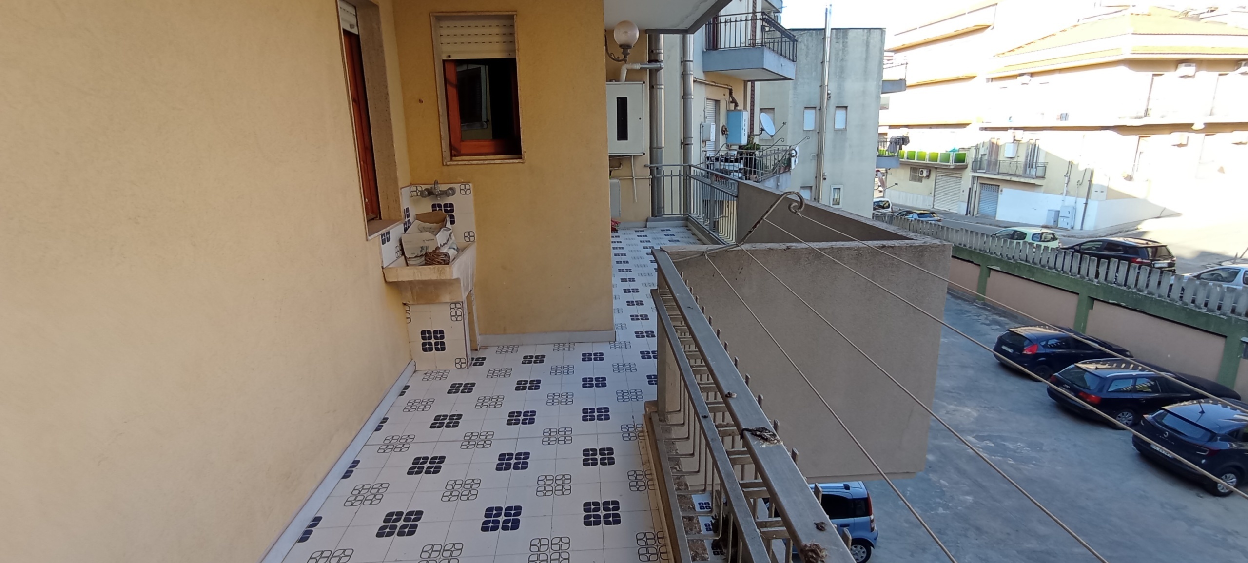 Immagine 20 di Pentalocale in affitto  a Ragusa