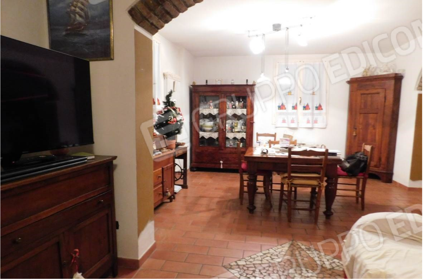 Immagine 1 di Porzione di casa in vendita  a Lugo