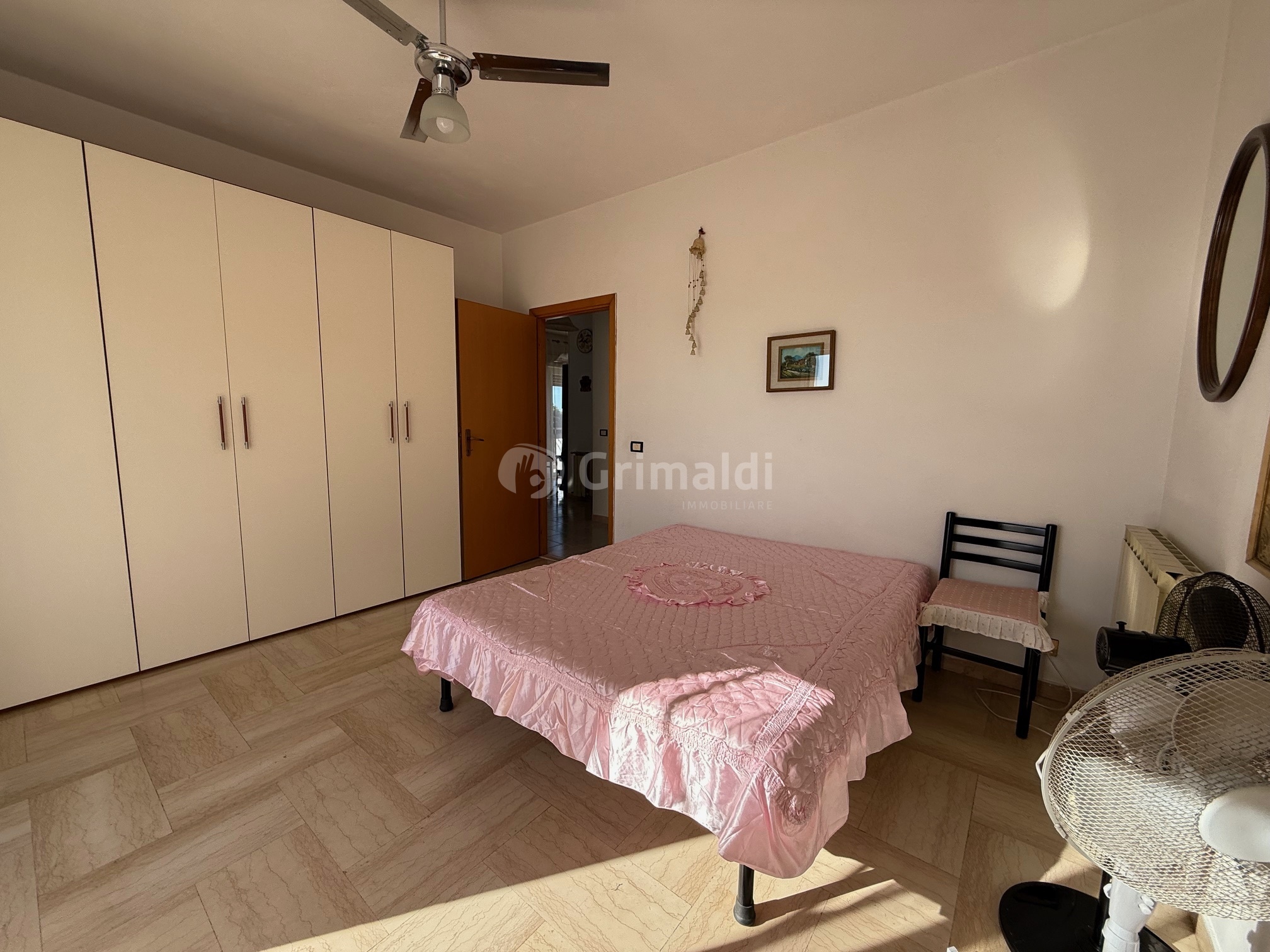 Immagine 14 di Trilocale in vendita  in Via Cristoforo Colombo 86 a Anzio