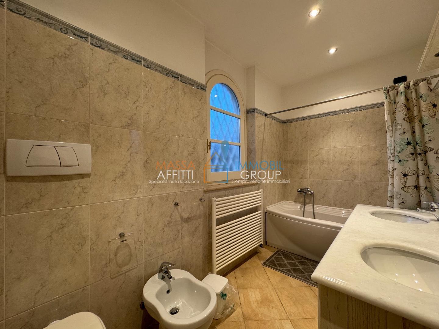 Immagine 46 di Casa bifamiliare in affitto  in via Rosseti e Bandini 23 a Forte Dei Marmi