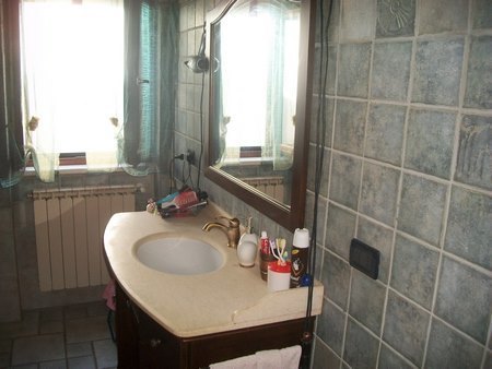 Immagine 29 di Trilocale in vendita  in VIA SAN ROCCO a Castel Frentano