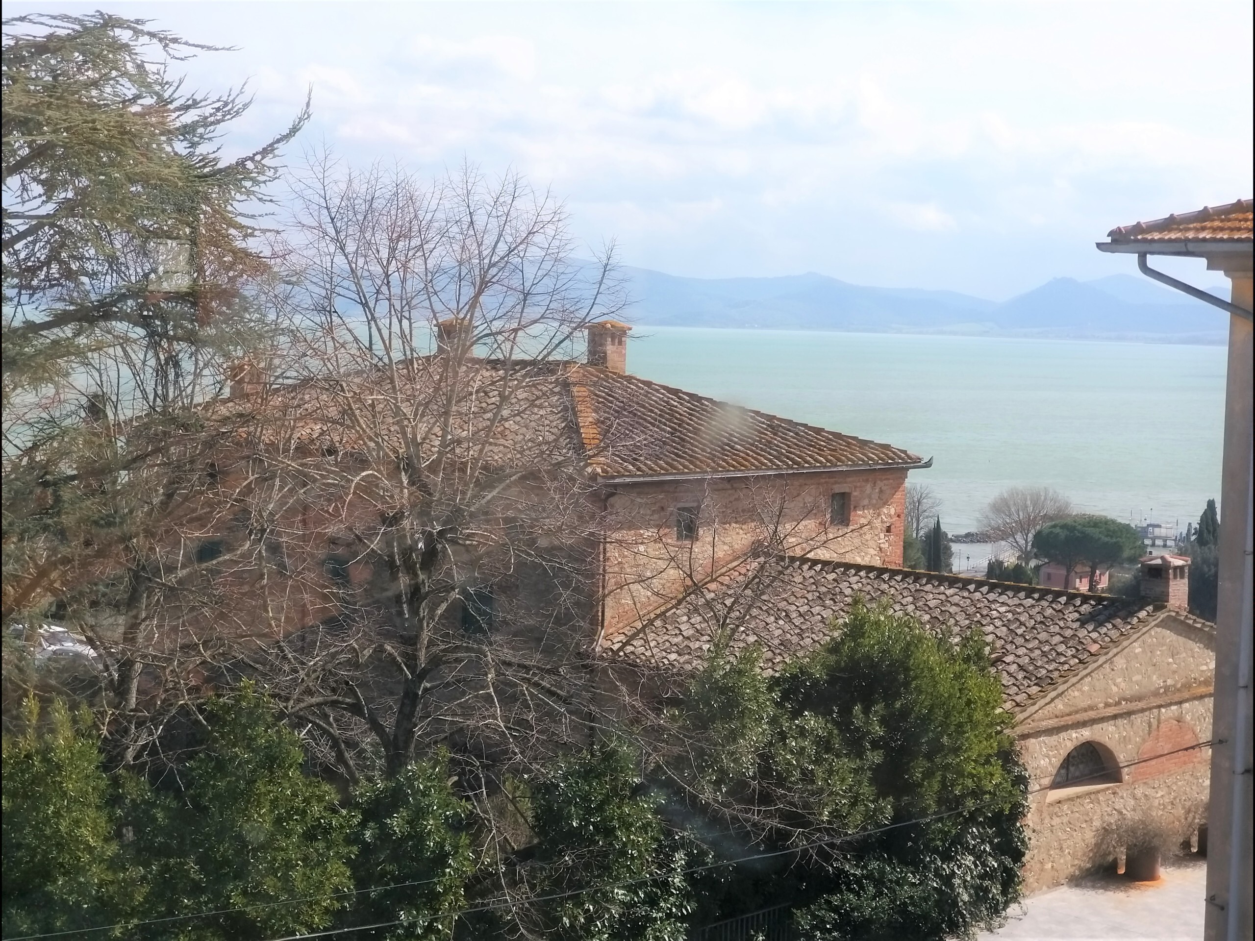 Immagine 24 di Quadrilocale in vendita  in Piazza Cesare Caporali 4 a Castiglione Del Lago