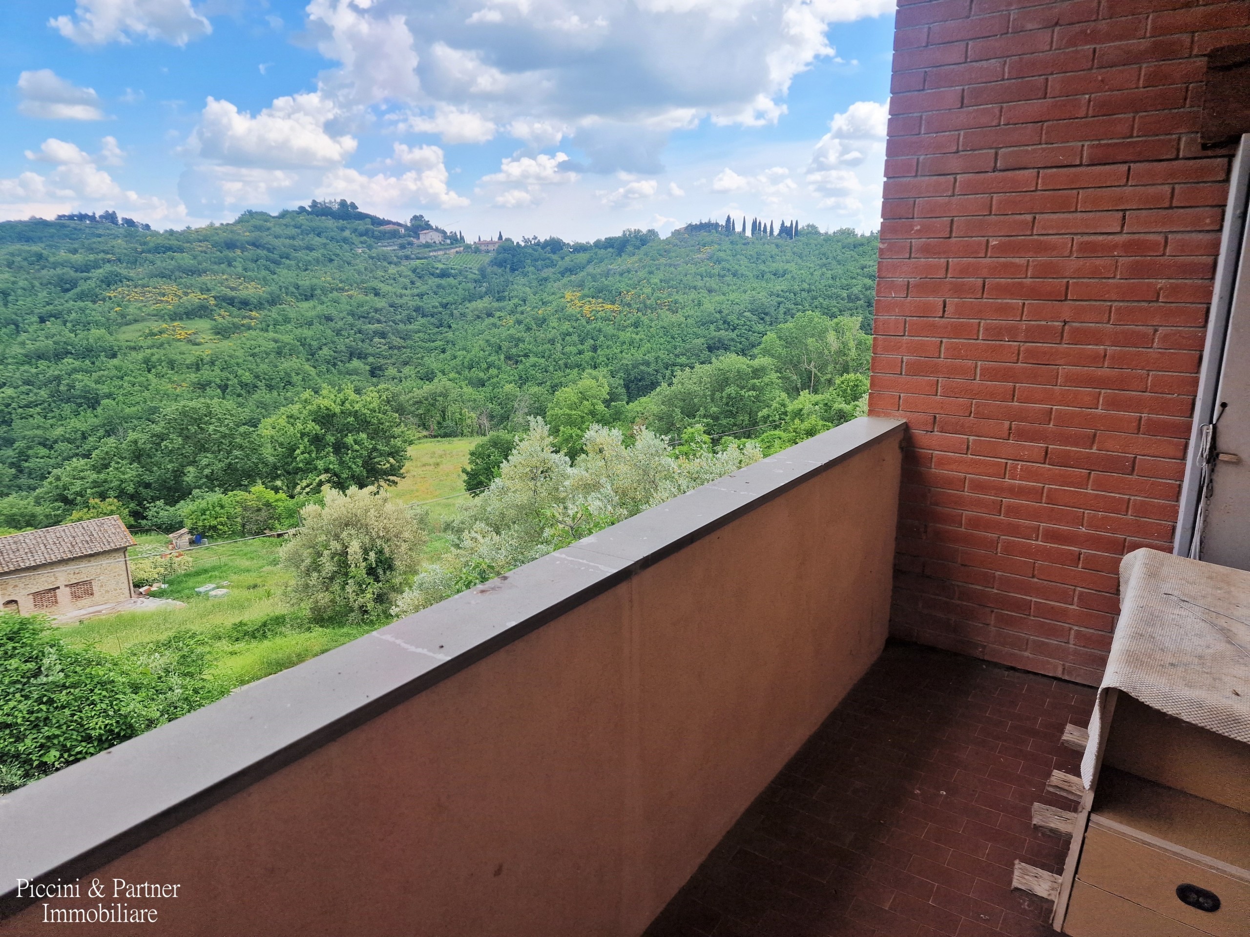 Immagine 35 di Pentalocale in vendita  in Strada Ponte Rio Ponte Pattoli a Perugia