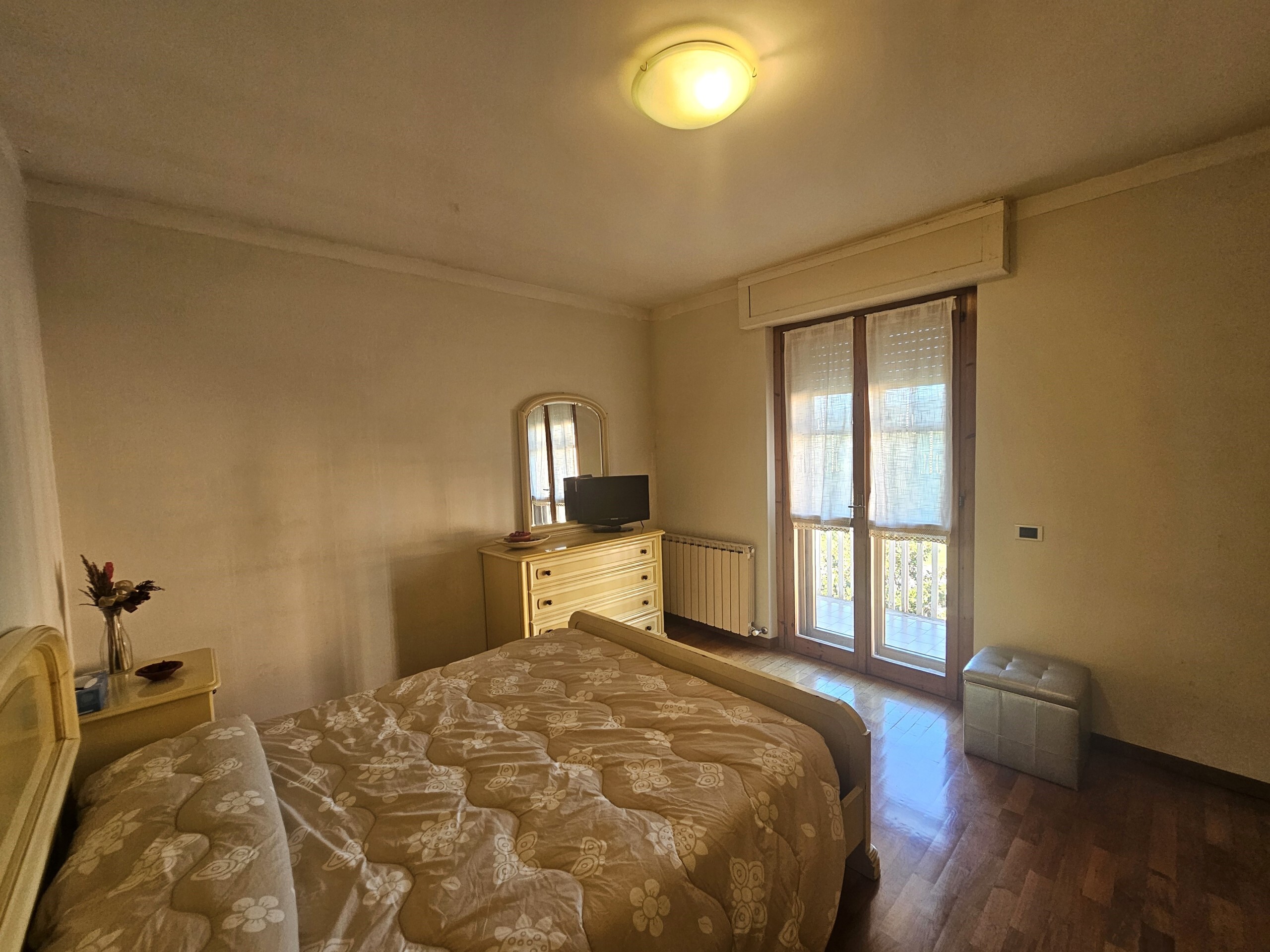 Immagine 18 di Pentalocale in vendita  in Via Ardigò a Perugia