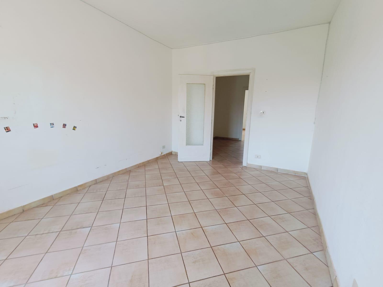 Immagine 18 di Quadrilocale in vendita  in Via Remmert F,lli 21 a Ciriè