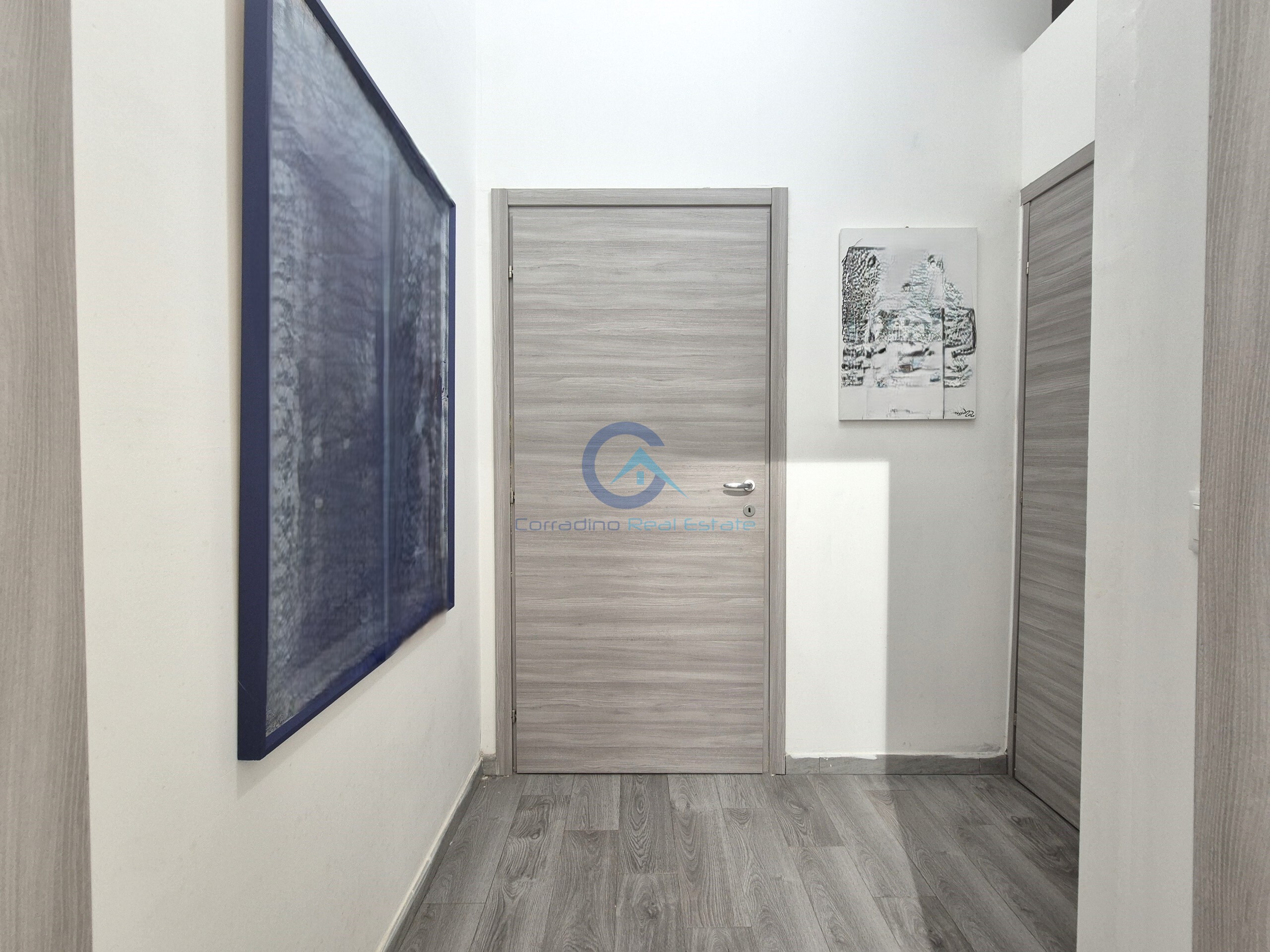 Immagine 3 di Locale commerciale in affitto  a Catanzaro