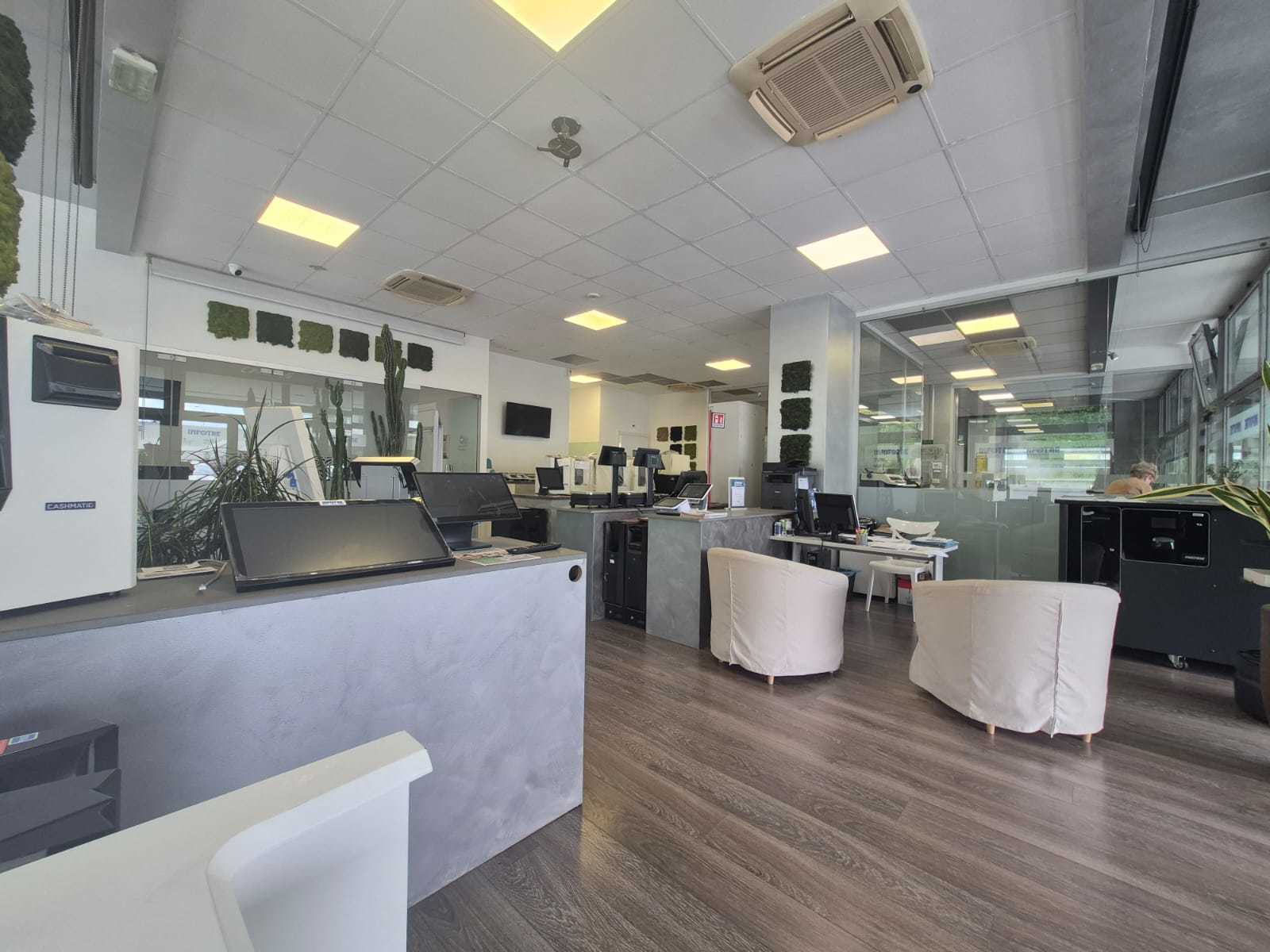 Immagine 8 di Locale commerciale in vendita  in Via Orzinuovi 20 a Brescia