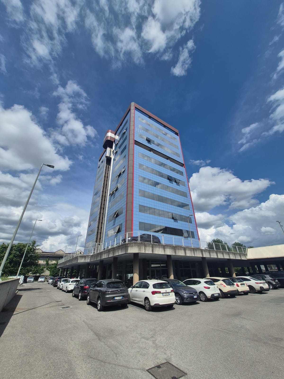 Immagine 14 di Locale commerciale in vendita  in Via Orzinuovi 20 a Brescia