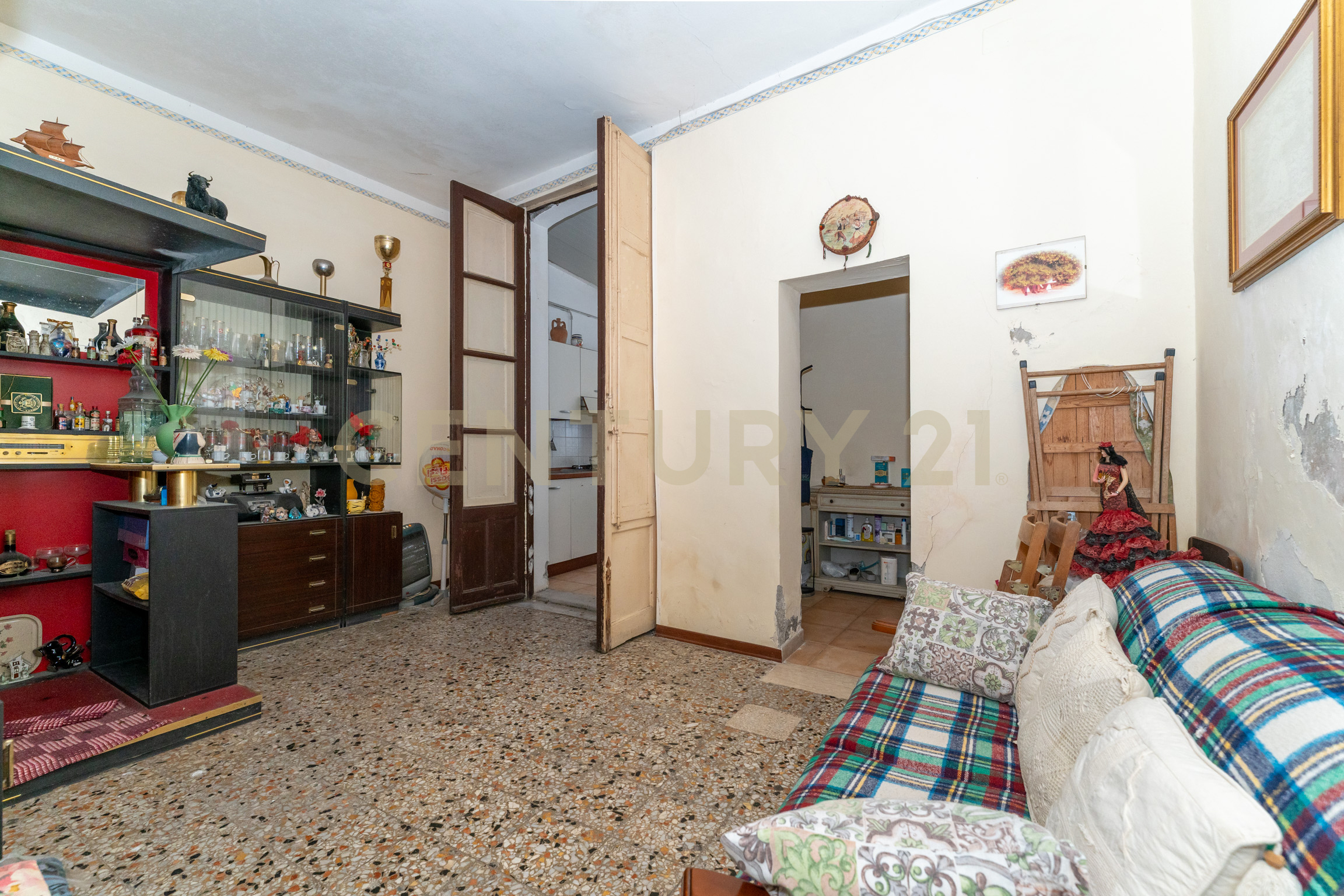 Immagine 14 di Quadrilocale in vendita  in Via Timoleone 113 a Catania