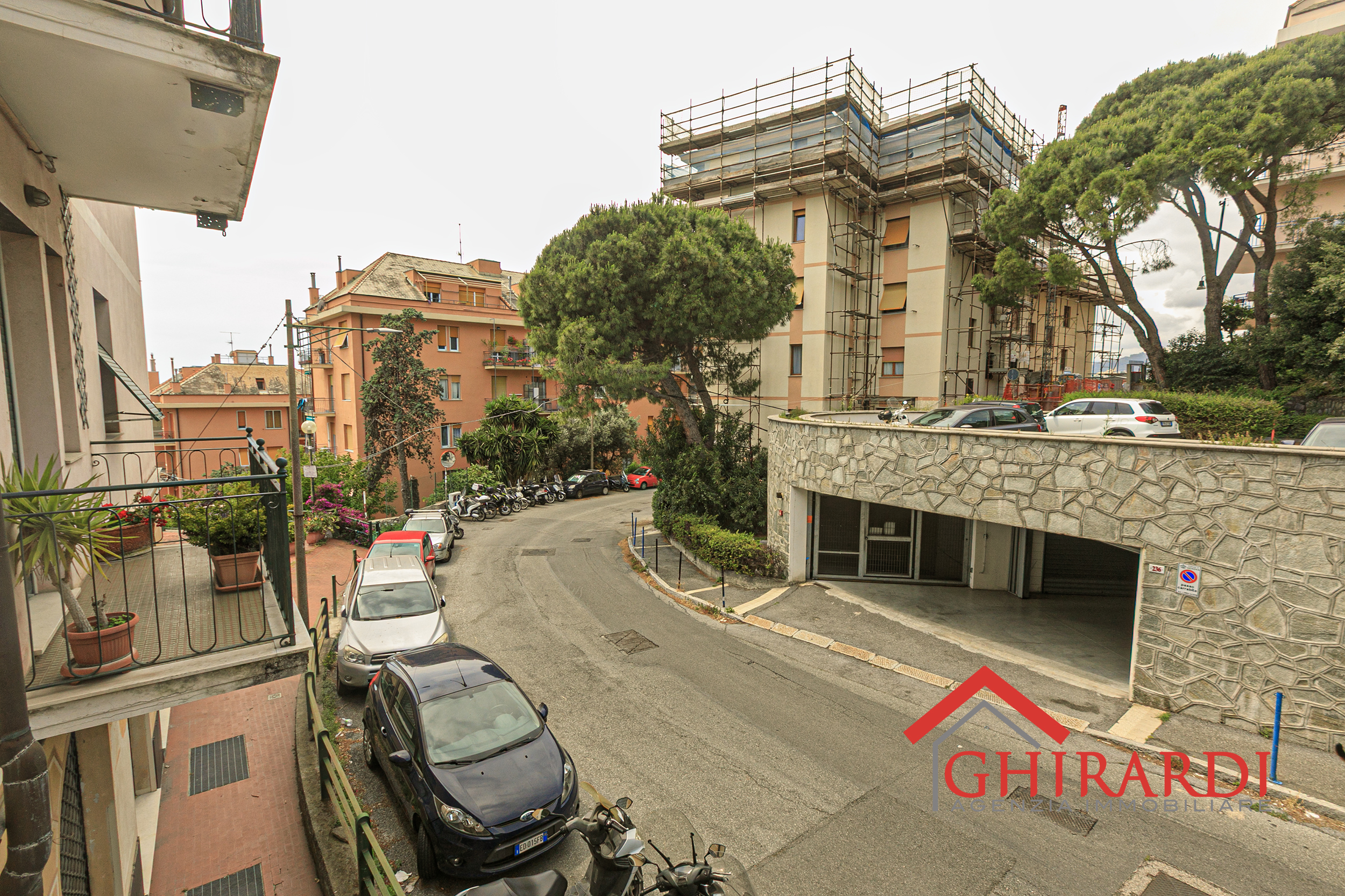 Immagine 24 di Bilocale in affitto  in VIA GIULIO TANINI 47F a Genova